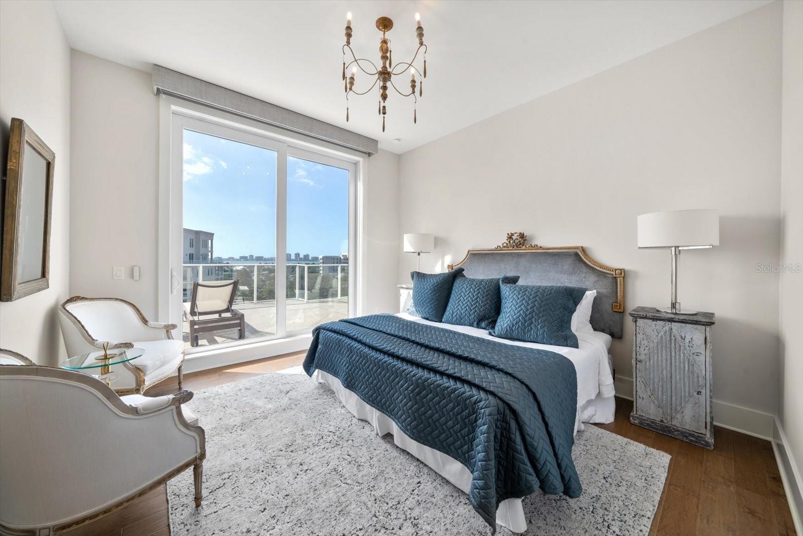 Image 46 of 79 For 8 Palm Terrace 605