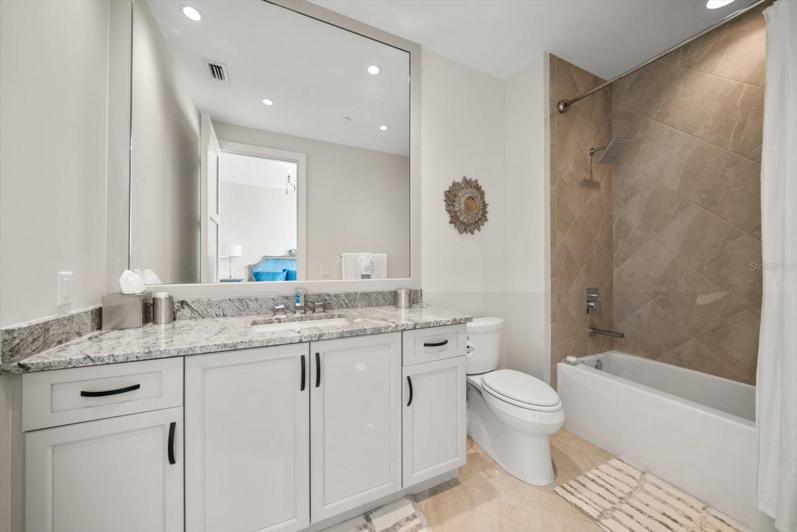 Image 47 of 79 For 8 Palm Terrace 605