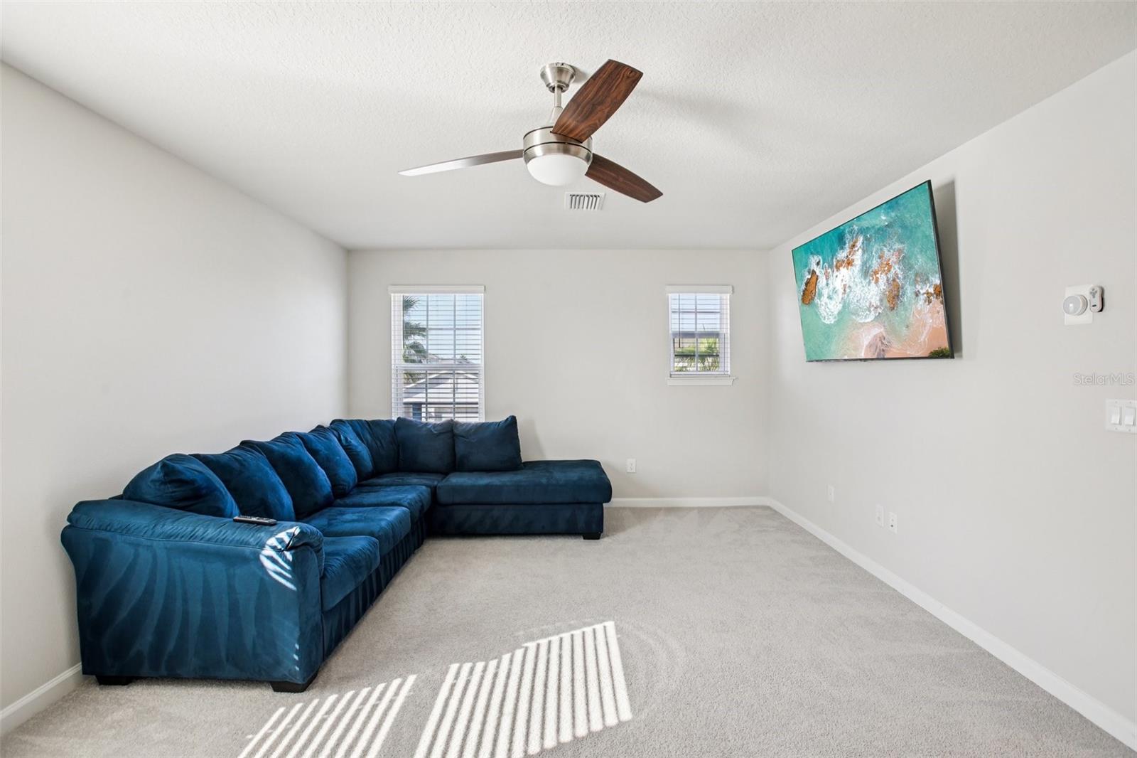 Image 21 of 35 For 12326 Blue Pacific Drive