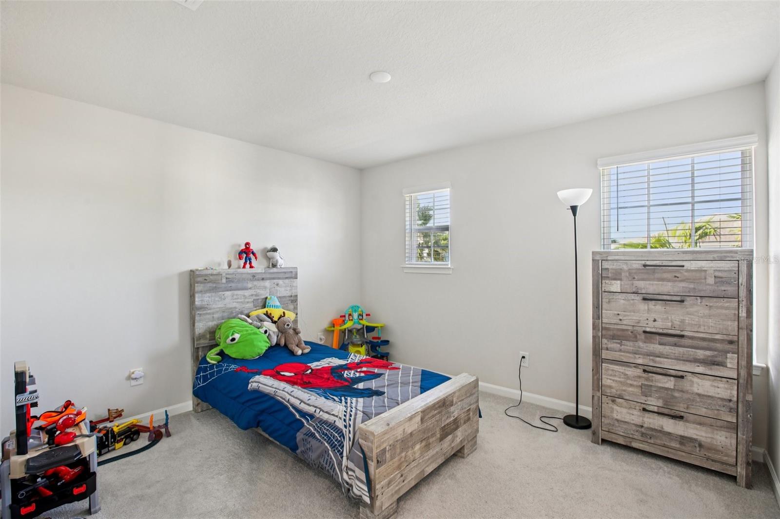 Image 22 of 35 For 12326 Blue Pacific Drive