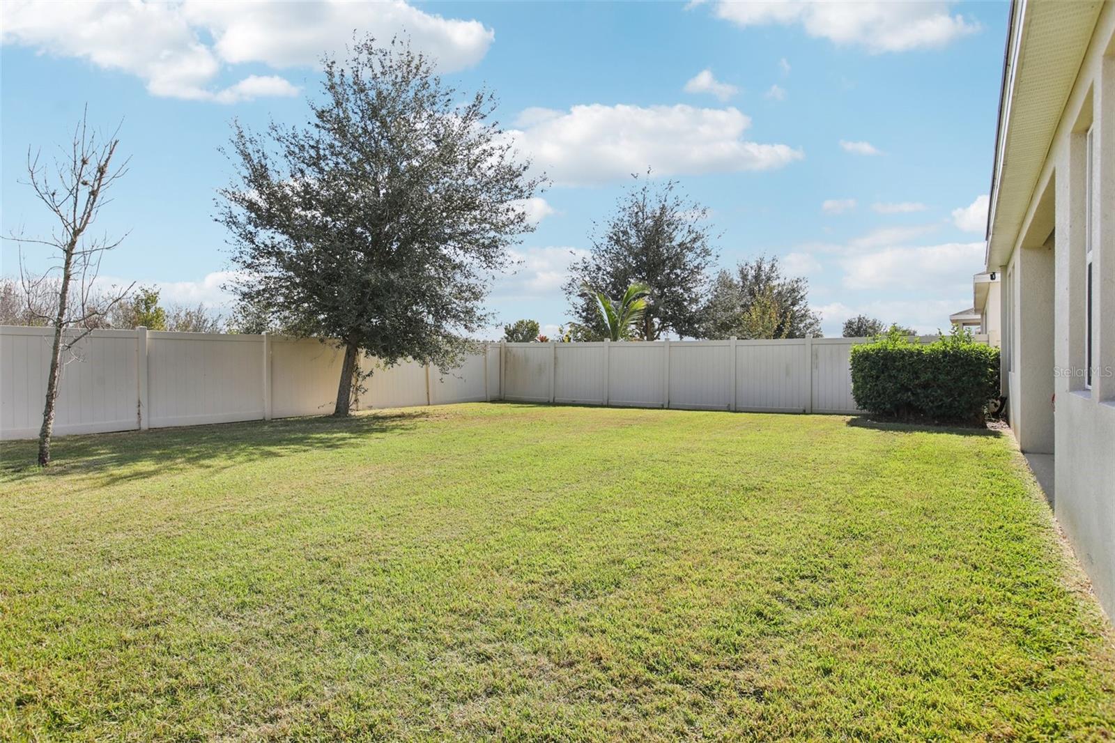 Image 28 of 35 For 12326 Blue Pacific Drive