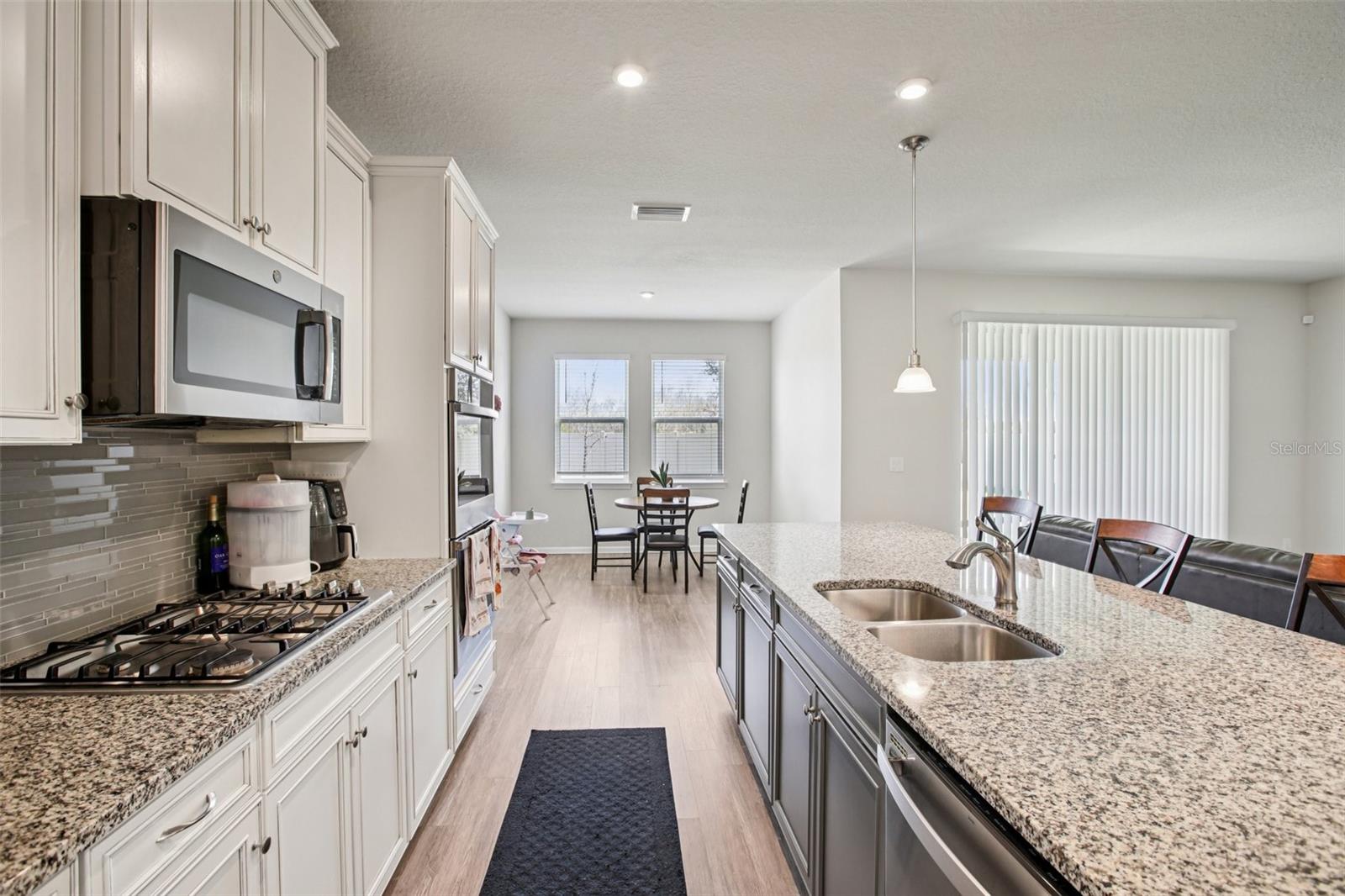 Image 9 of 35 For 12326 Blue Pacific Drive