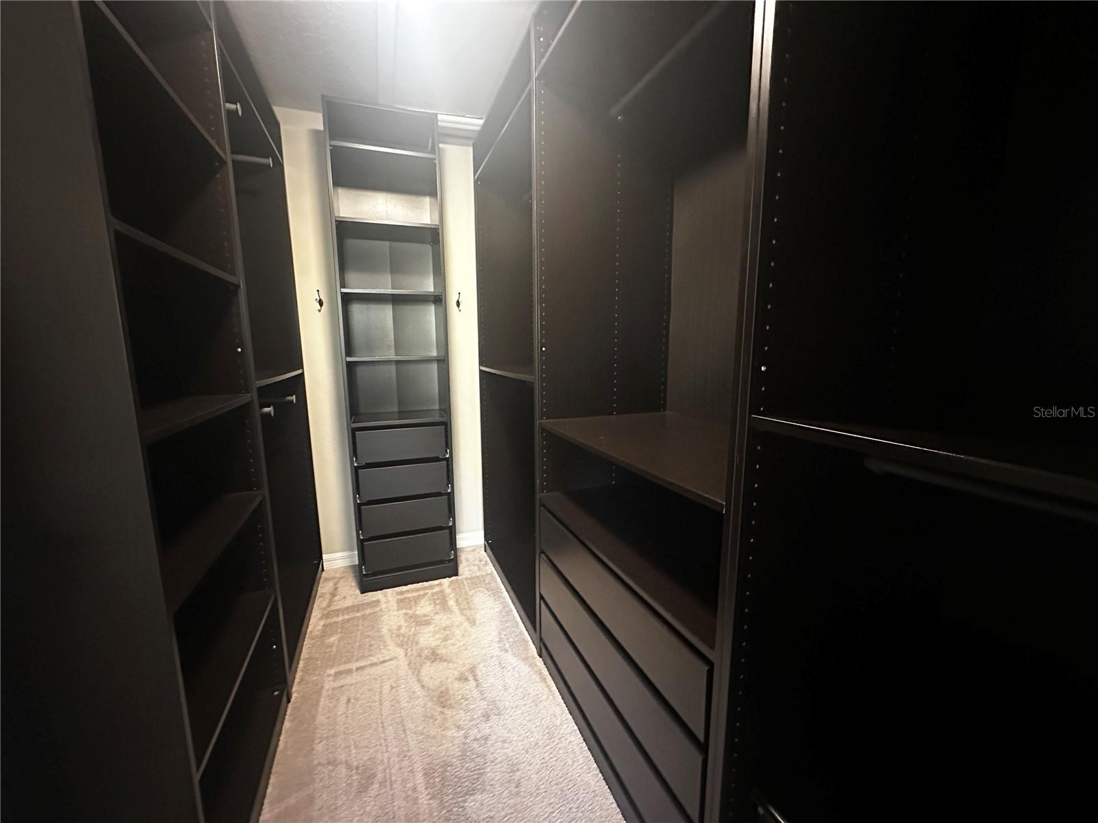 Image 9 of 16 For 6911 Woodchase Glen Drive