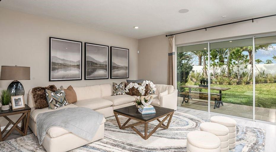 Image 4 of 22 For 2124 Babbling Brook Boulevard