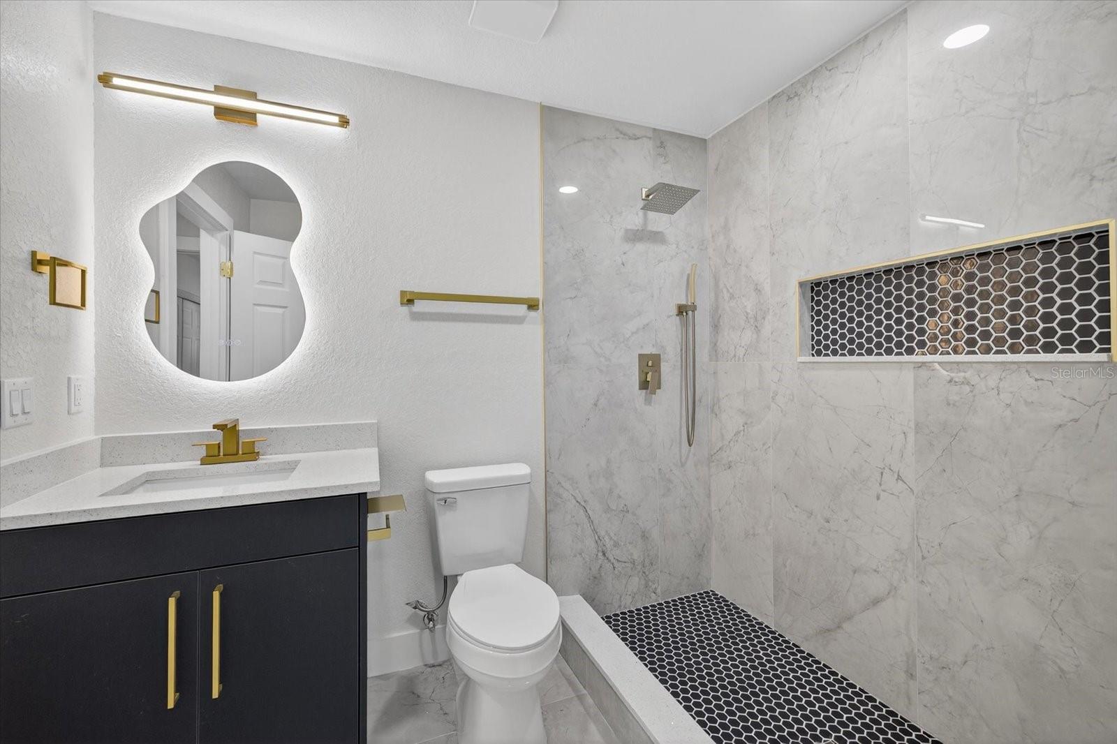 Image 18 of 45 For 7908 Croton Avenue