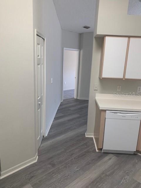 Image 5 of 13 For 3004 Summer House Drive