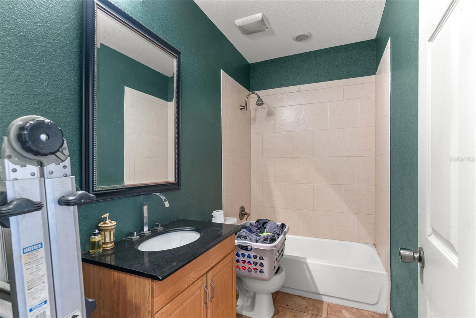 Image 23 of 41 For 3475 Sherrouse Lane