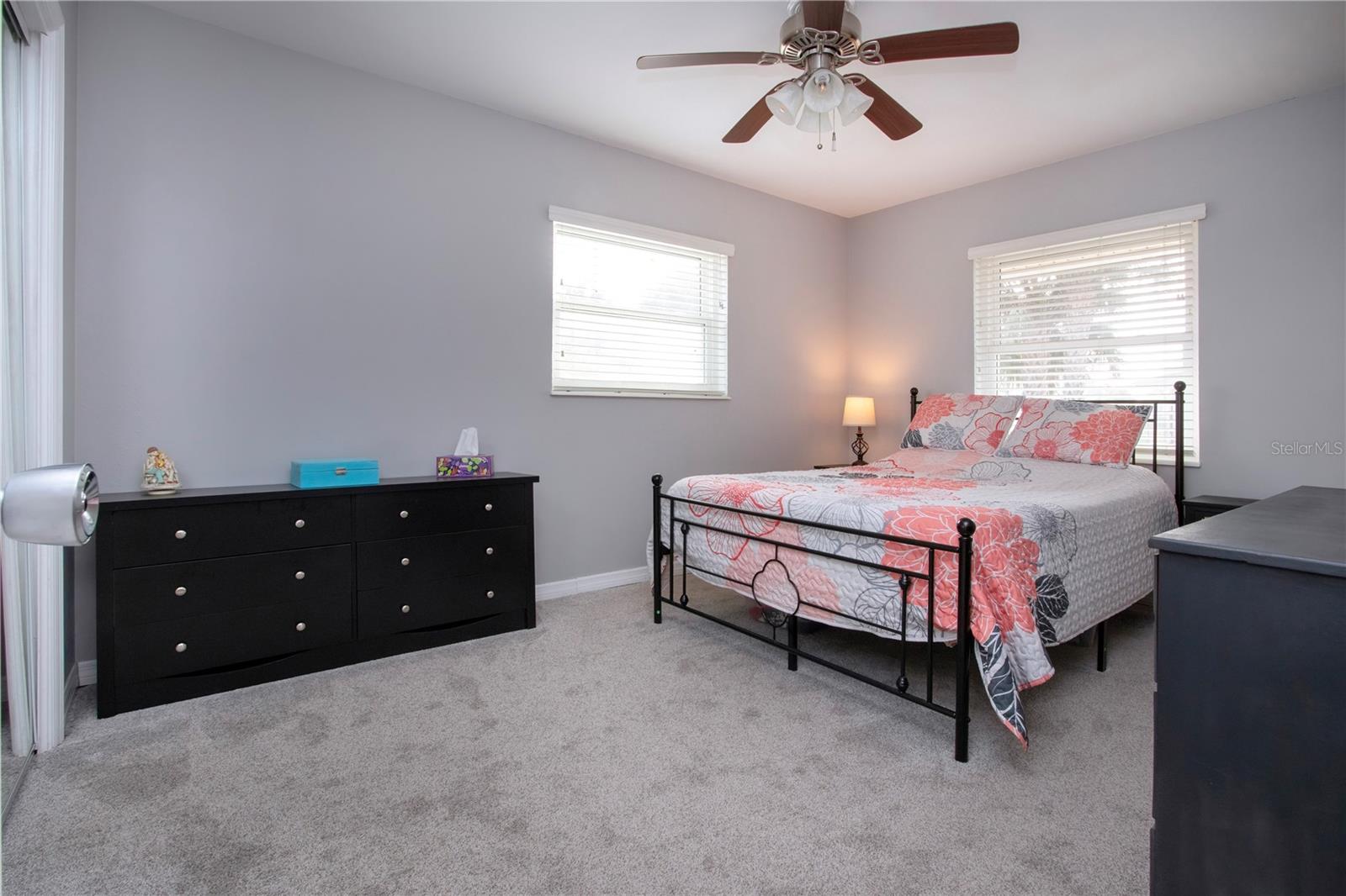 Image 19 of 32 For 618 Oakmont Avenue