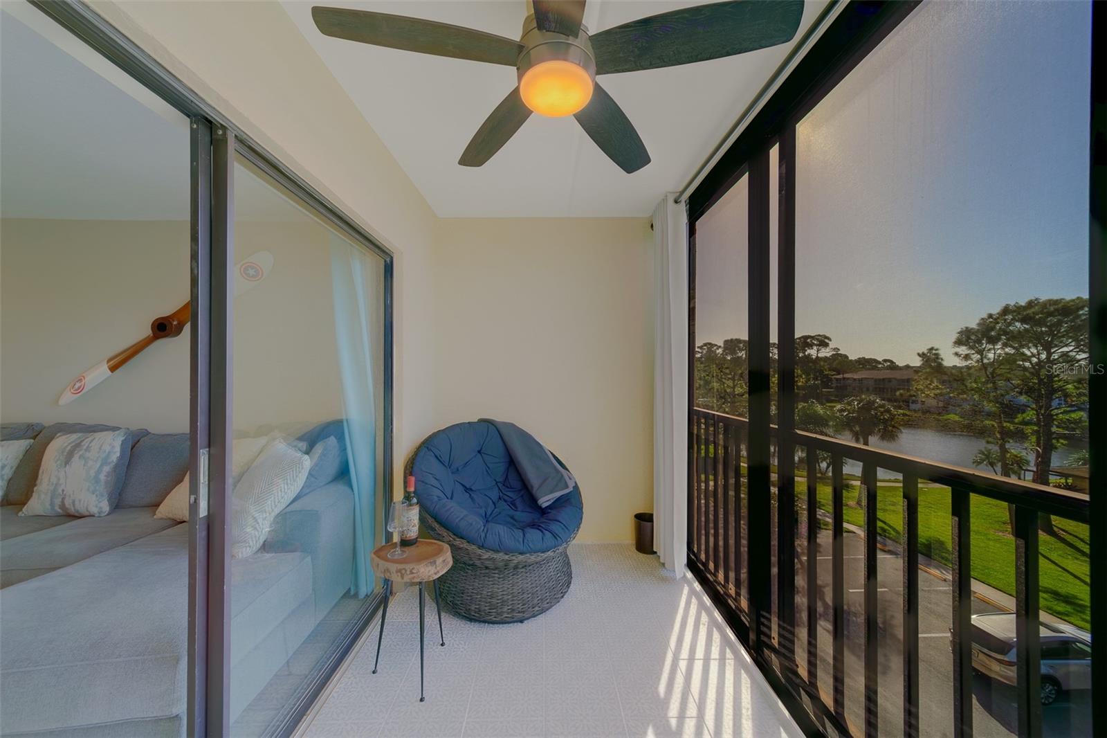 Image 20 of 66 For 5849 Park Street N 404