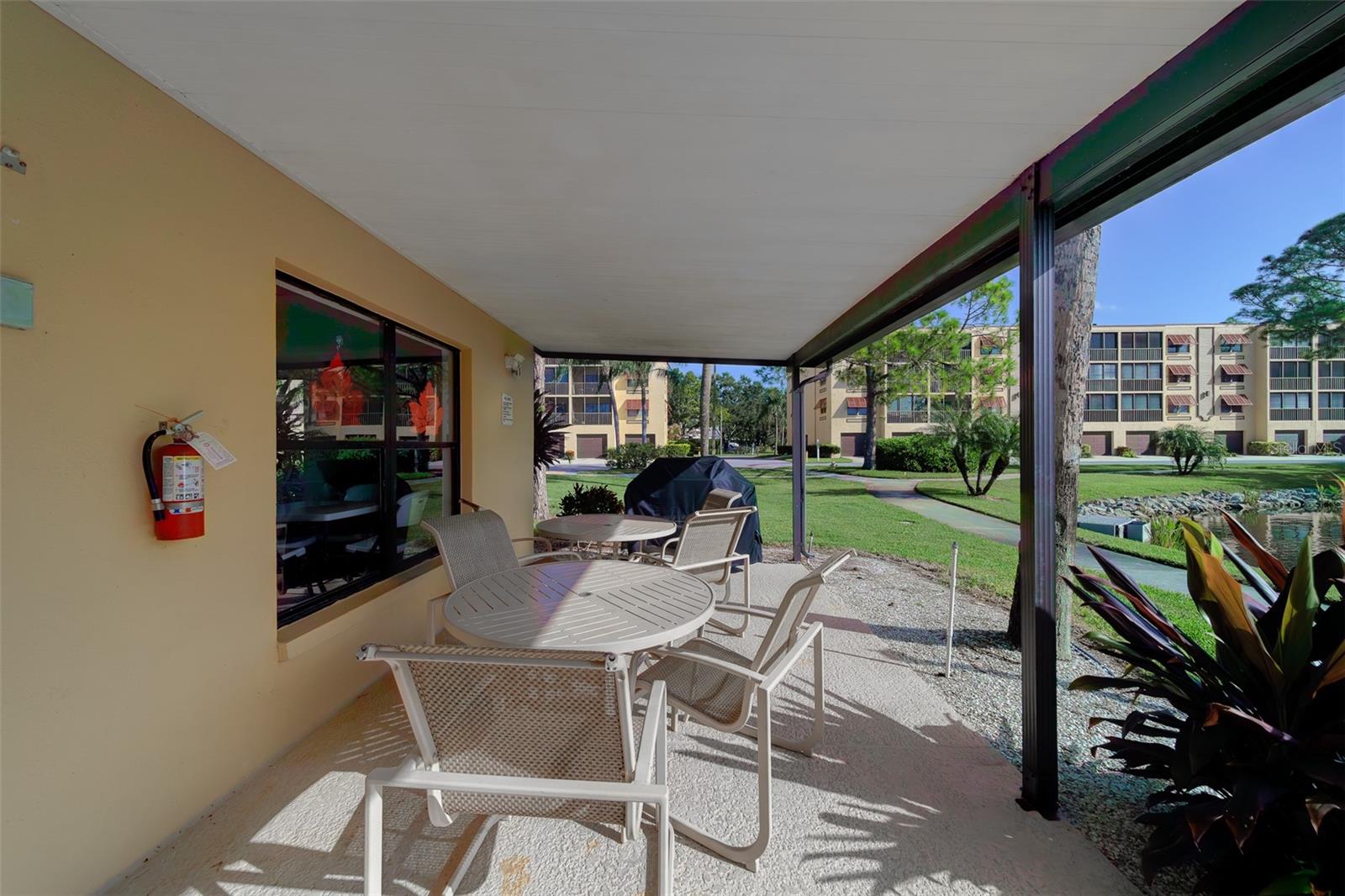 Image 40 of 66 For 5849 Park Street N 404