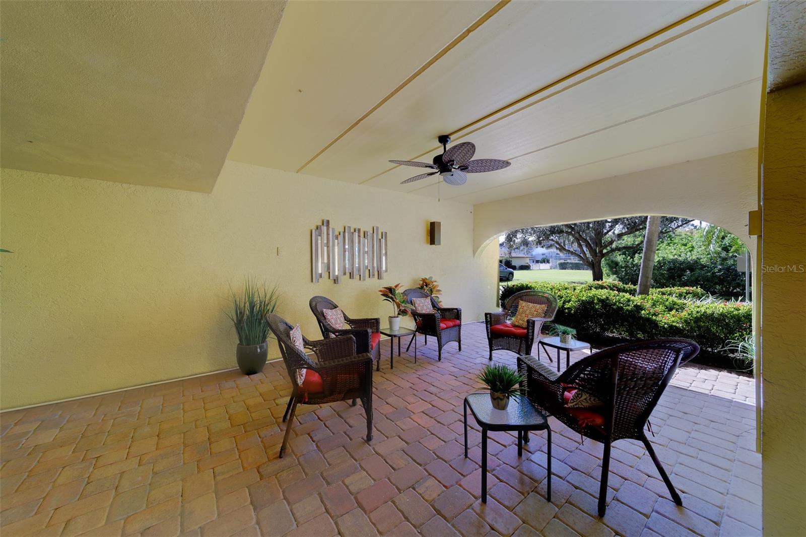 Image 43 of 66 For 5849 Park Street N 404