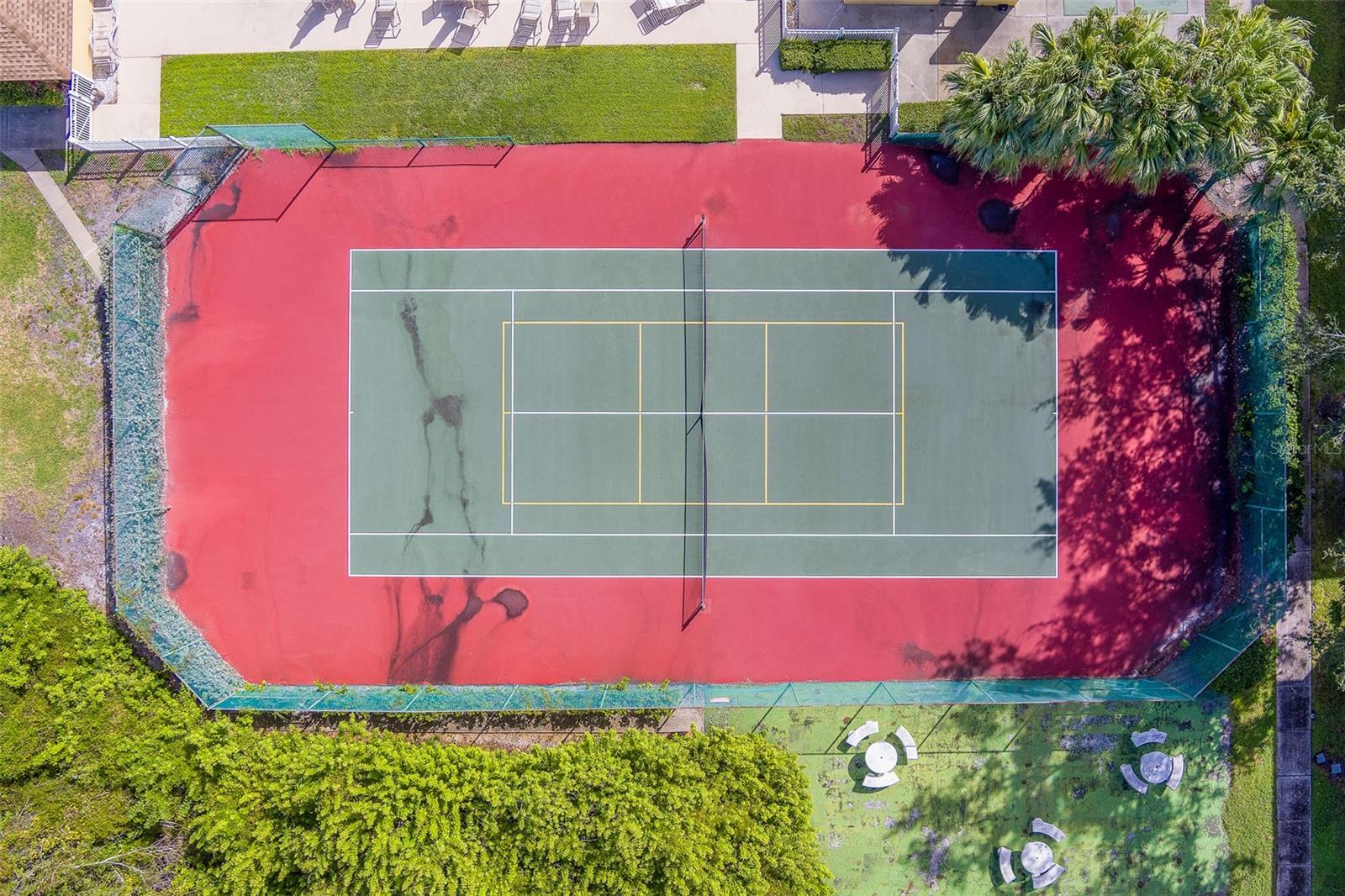 Image 49 of 66 For 5849 Park Street N 404