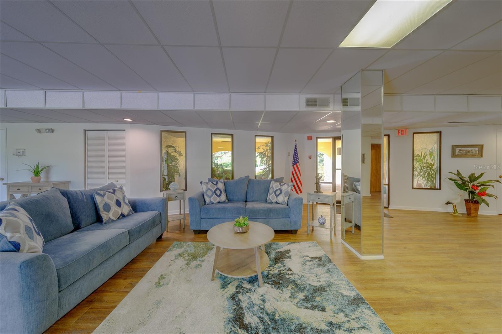 Image 53 of 66 For 5849 Park Street N 404