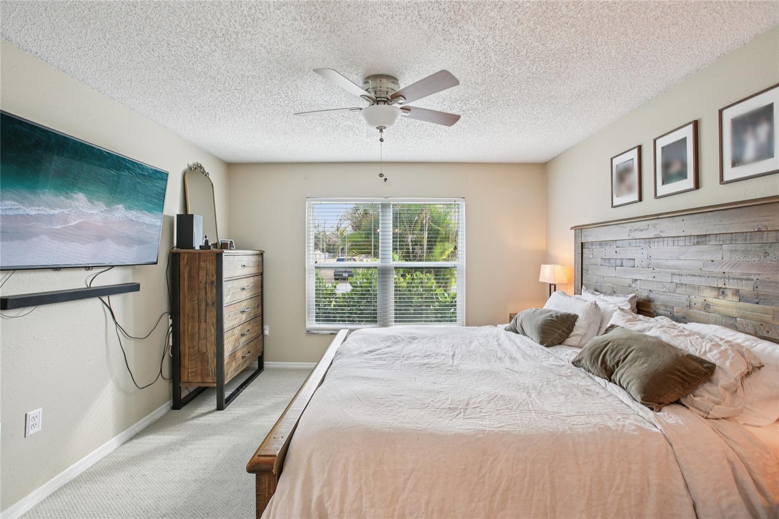 Image 17 of 31 For 2103 Perio Street