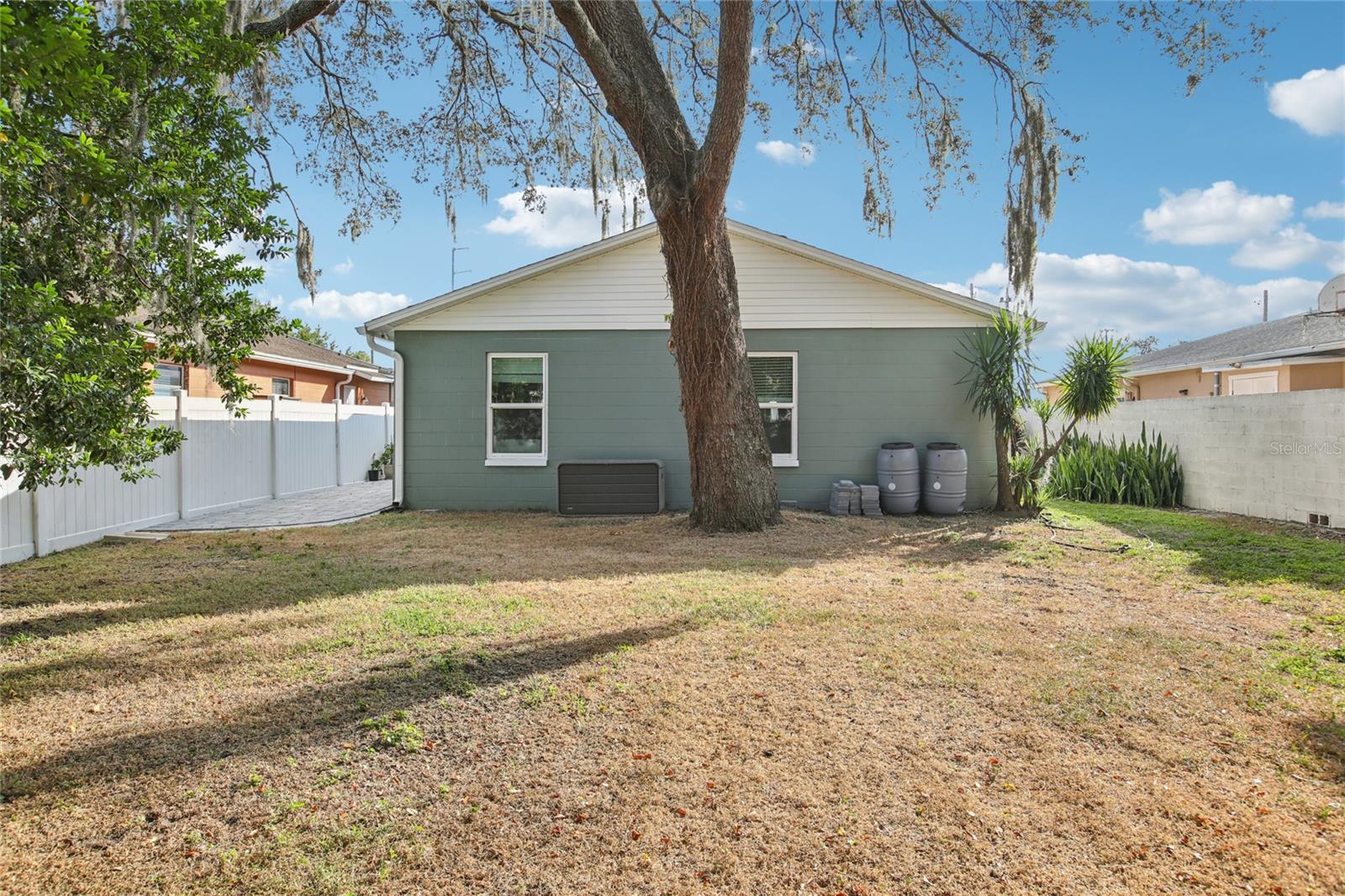 Image 29 of 31 For 2103 Perio Street