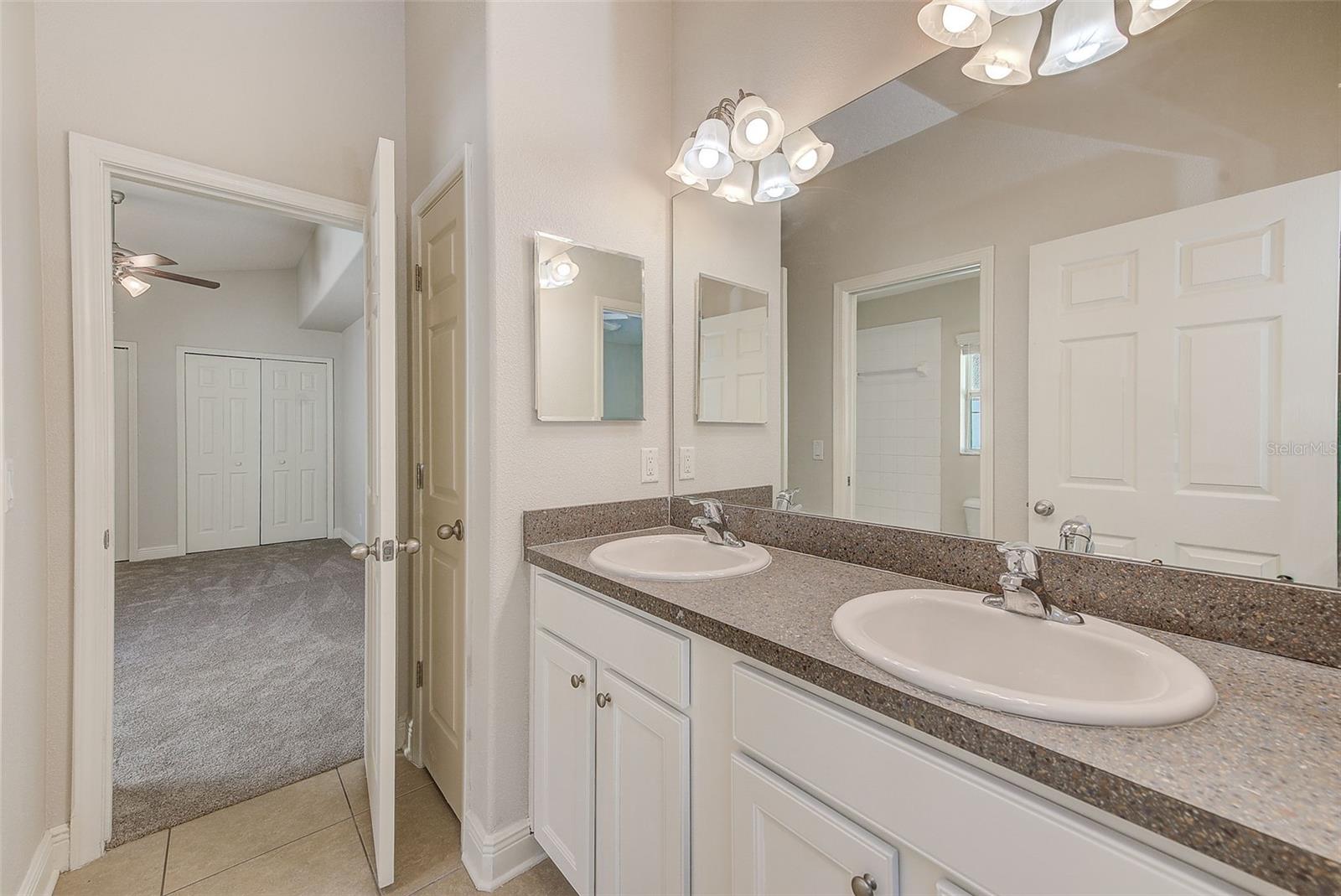 Image 32 of 55 For 2134 Valterra Vista Way