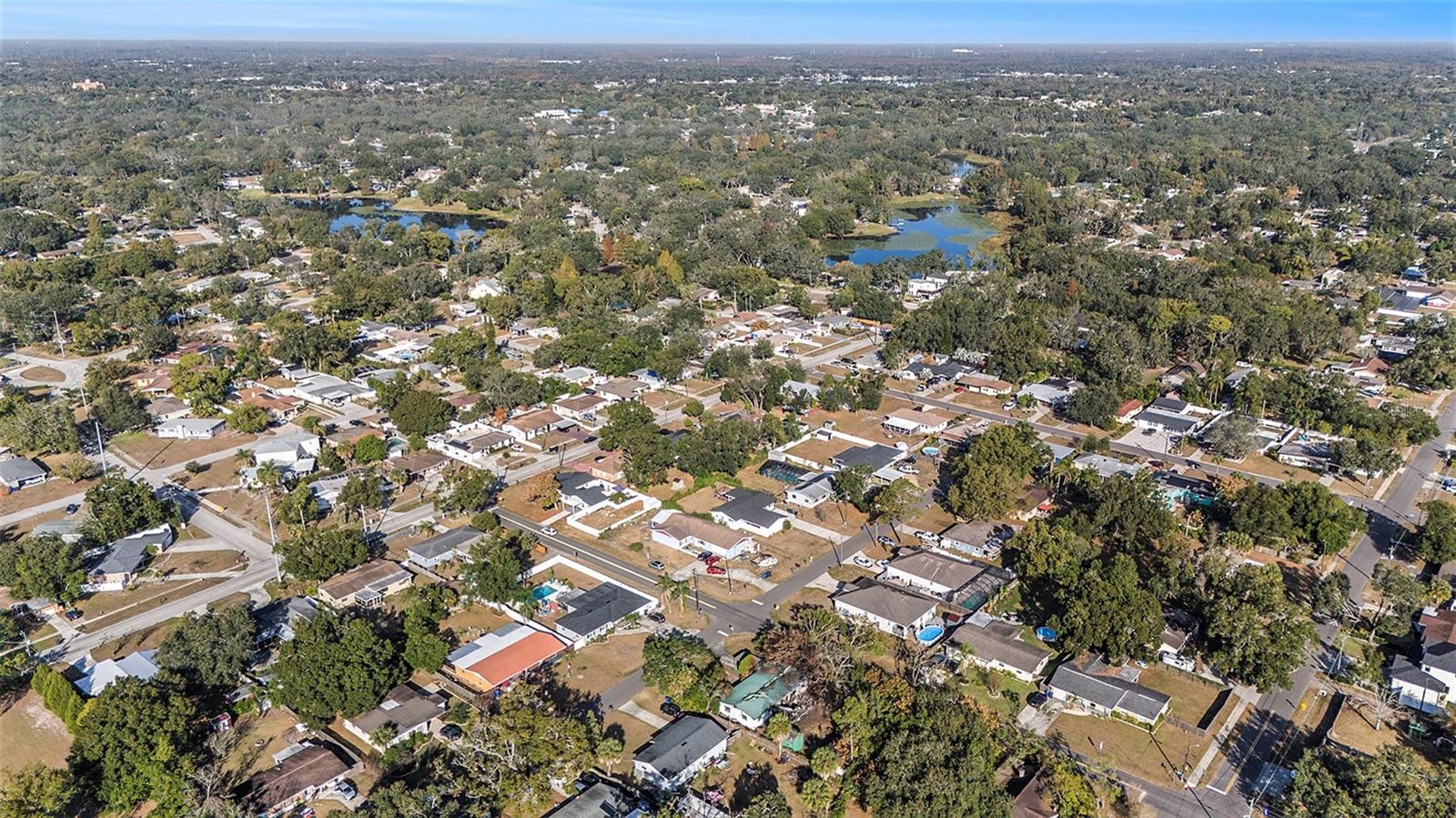 Listing photo id 17 for 11747 Christian Court