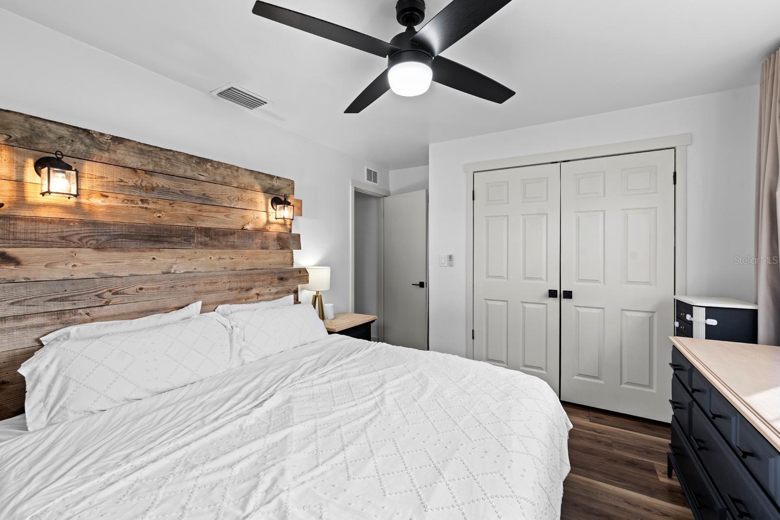 Image 16 of 27 For 8701 56th Street N