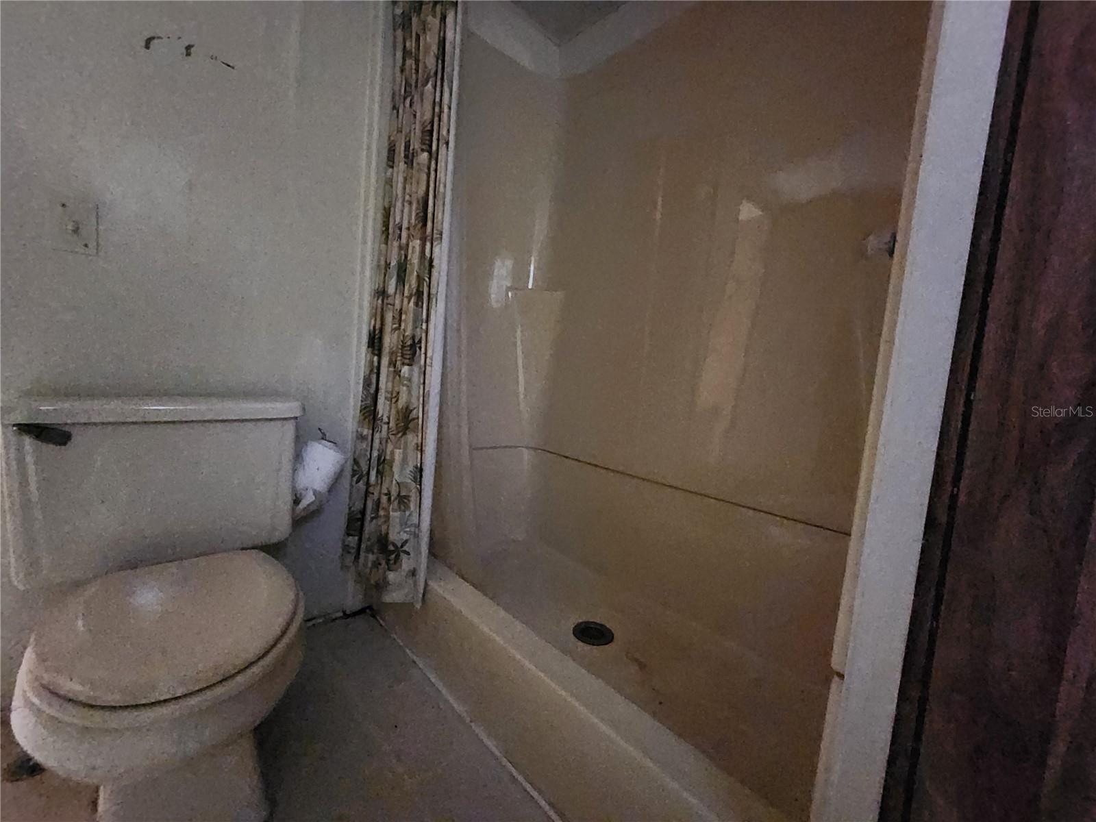 Image 26 of 80 For 13022 Shawnee Trail