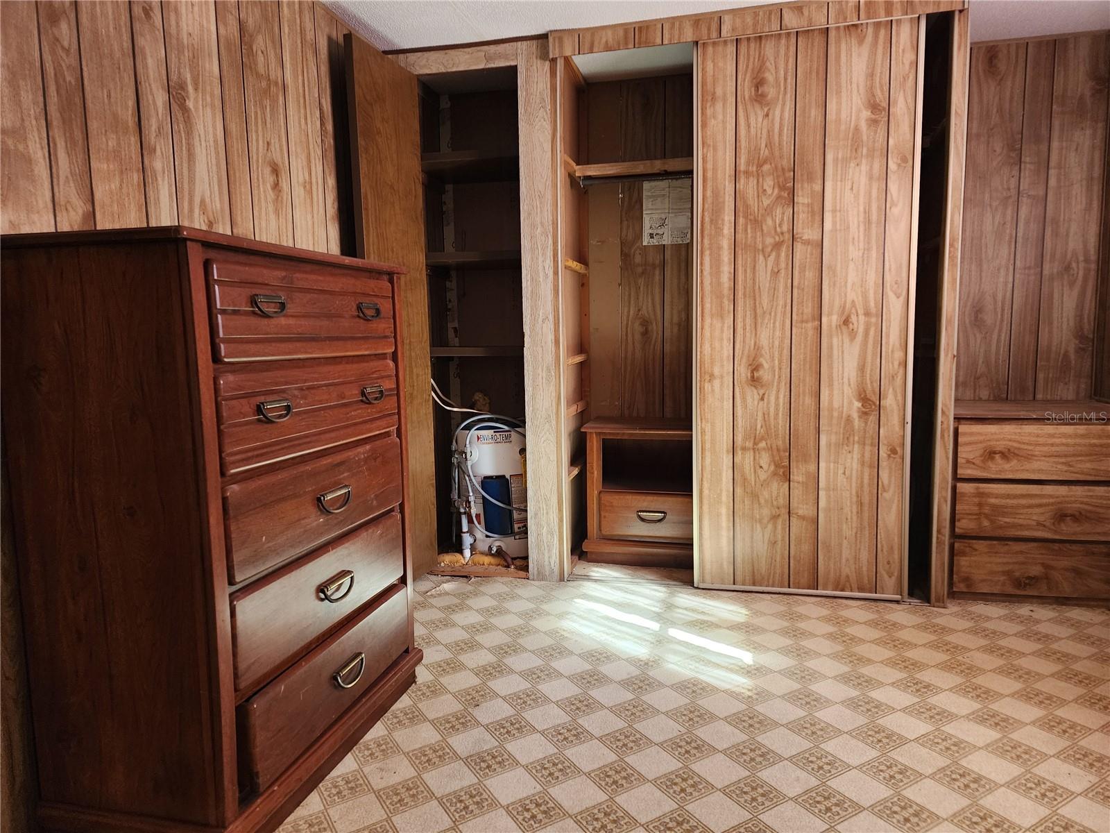 Image 30 of 80 For 13022 Shawnee Trail