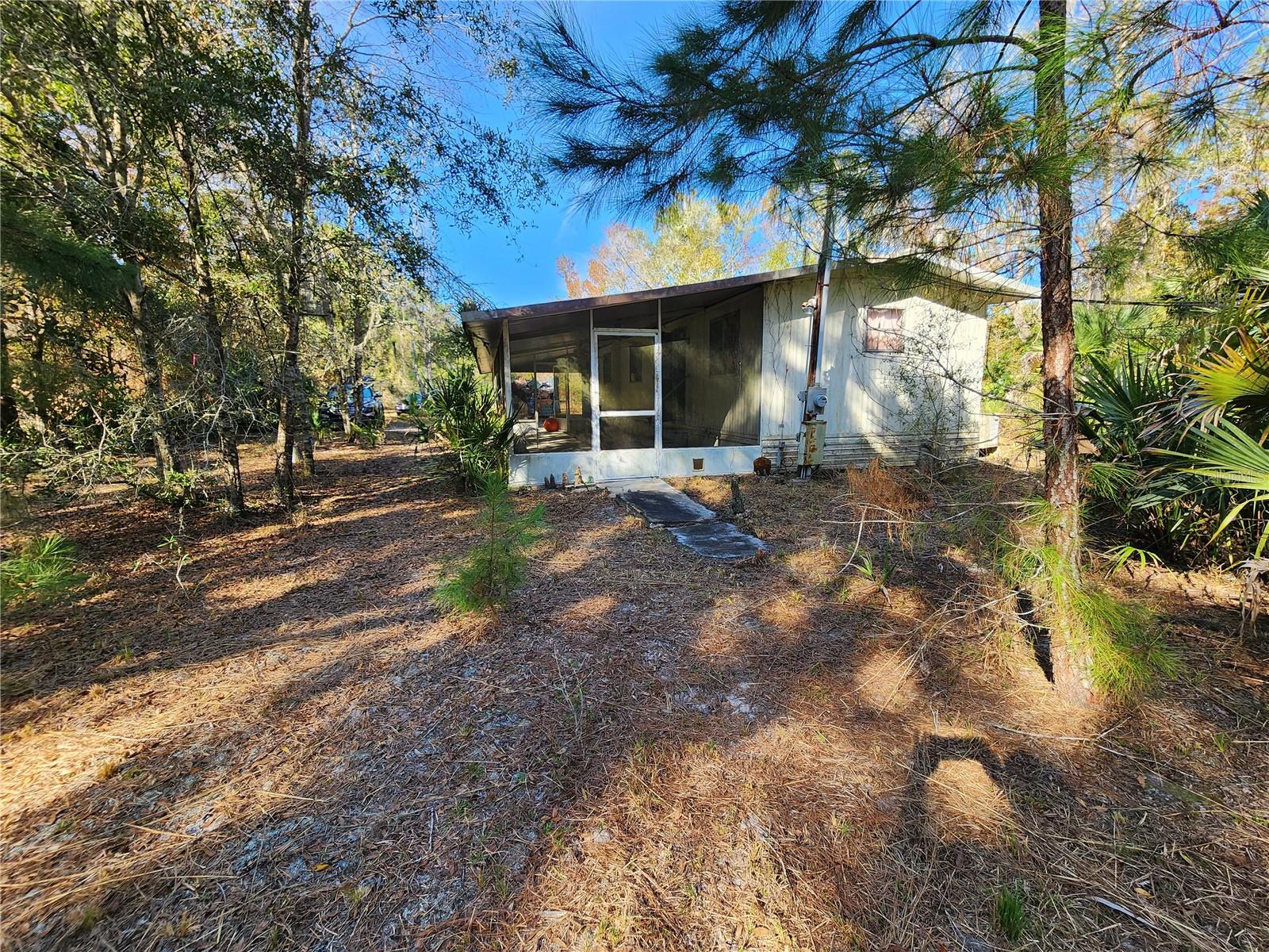 Image 37 of 80 For 13022 Shawnee Trail