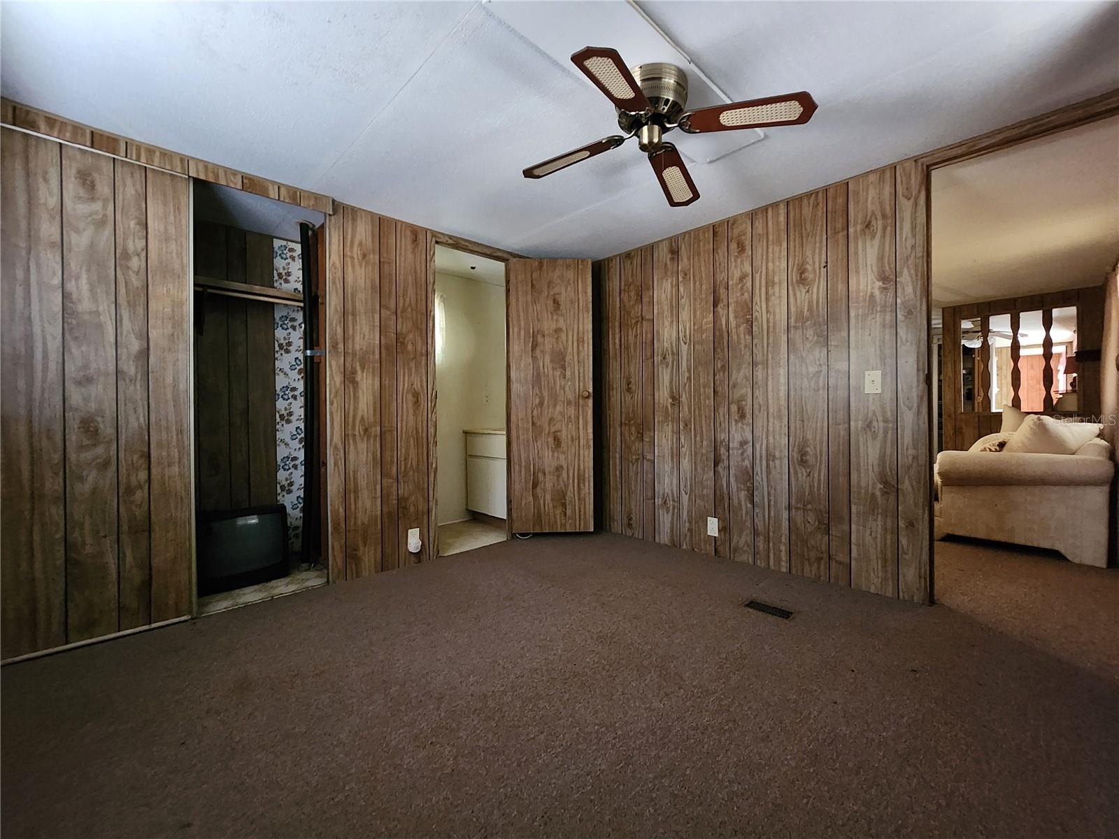 Image 8 of 80 For 13022 Shawnee Trail