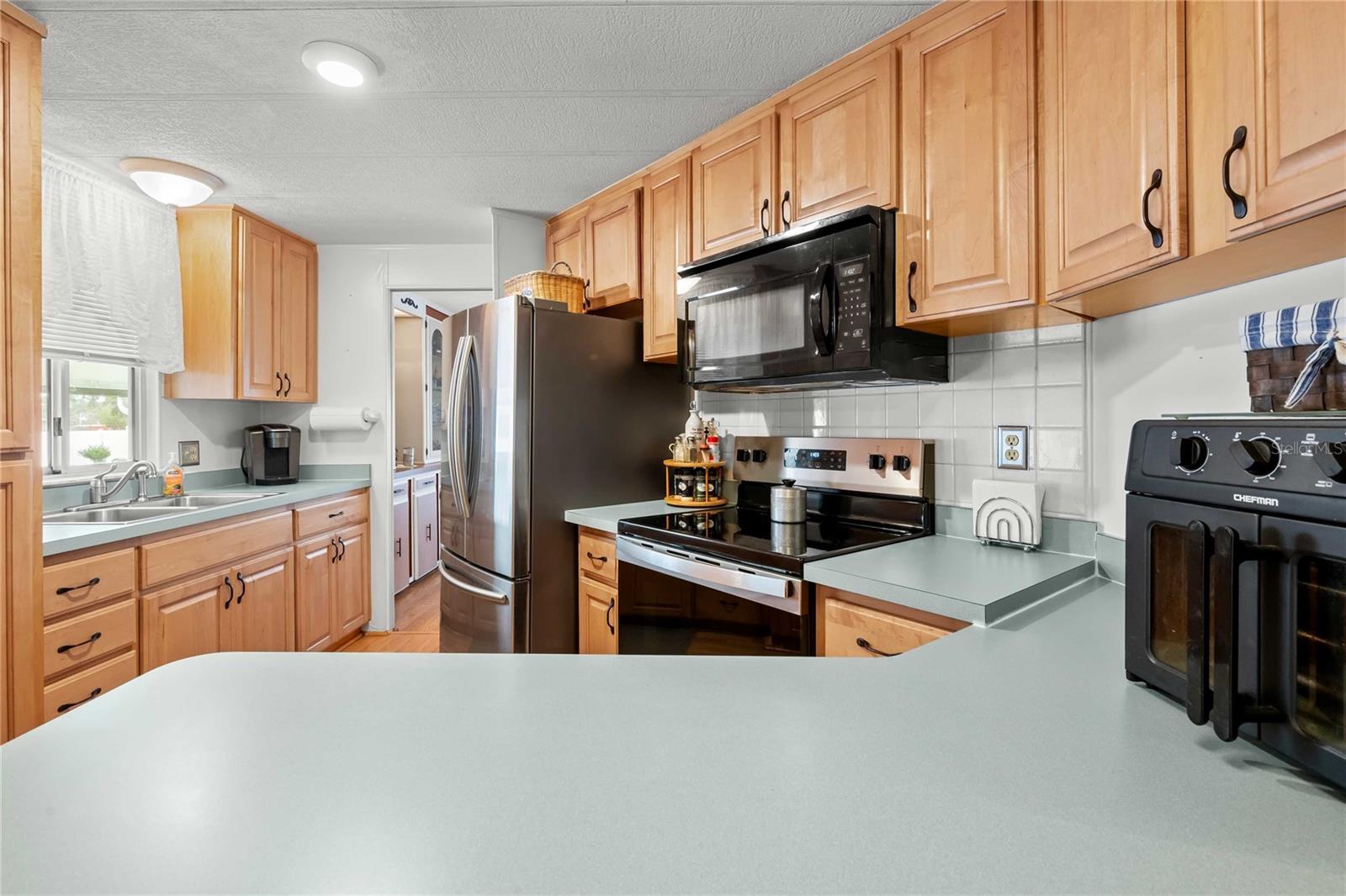 Image 5 of 59 For 5646 Dean Dairy Road