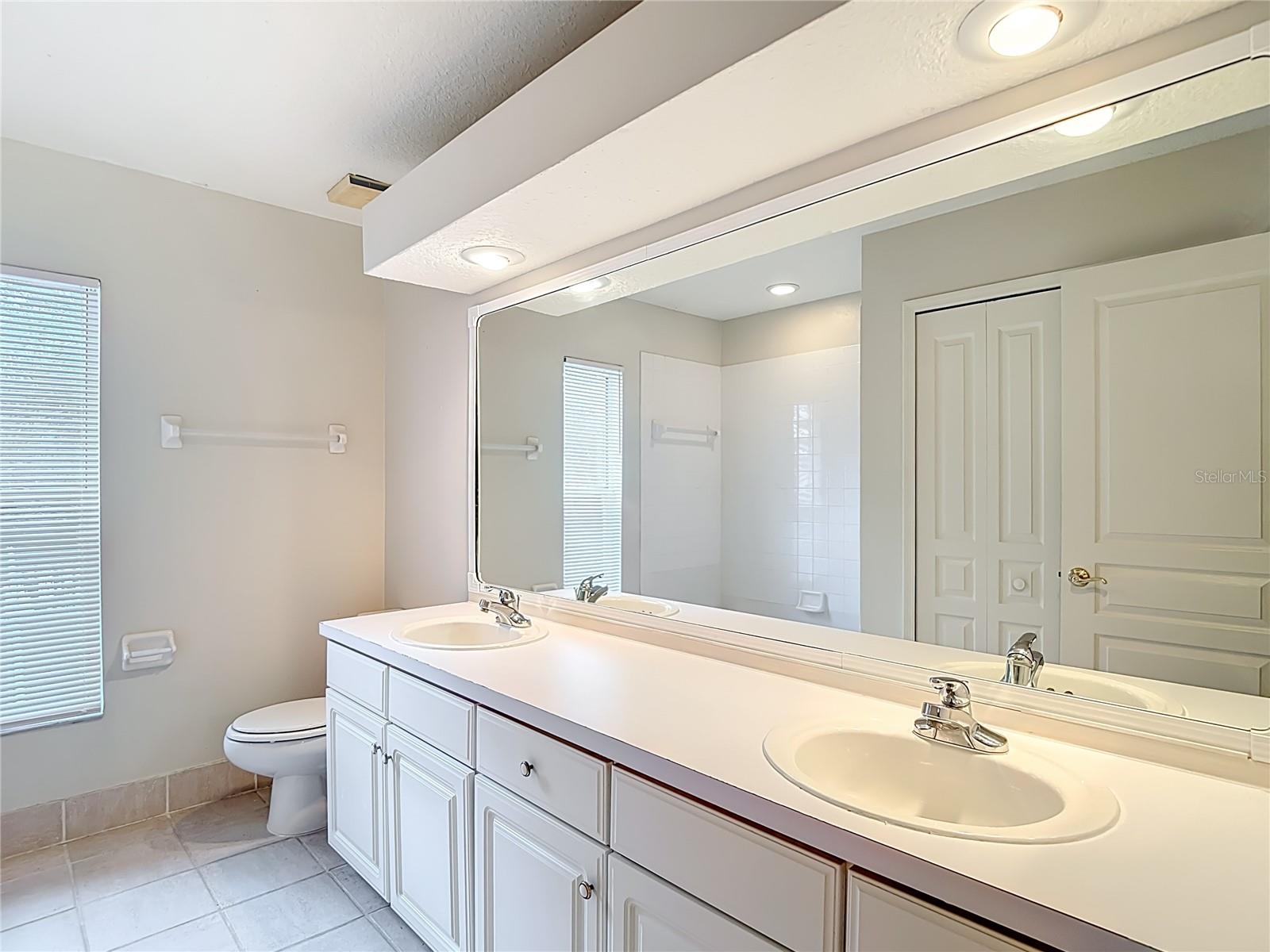 Image 57 of 98 For 8708 Bay Laurel Court