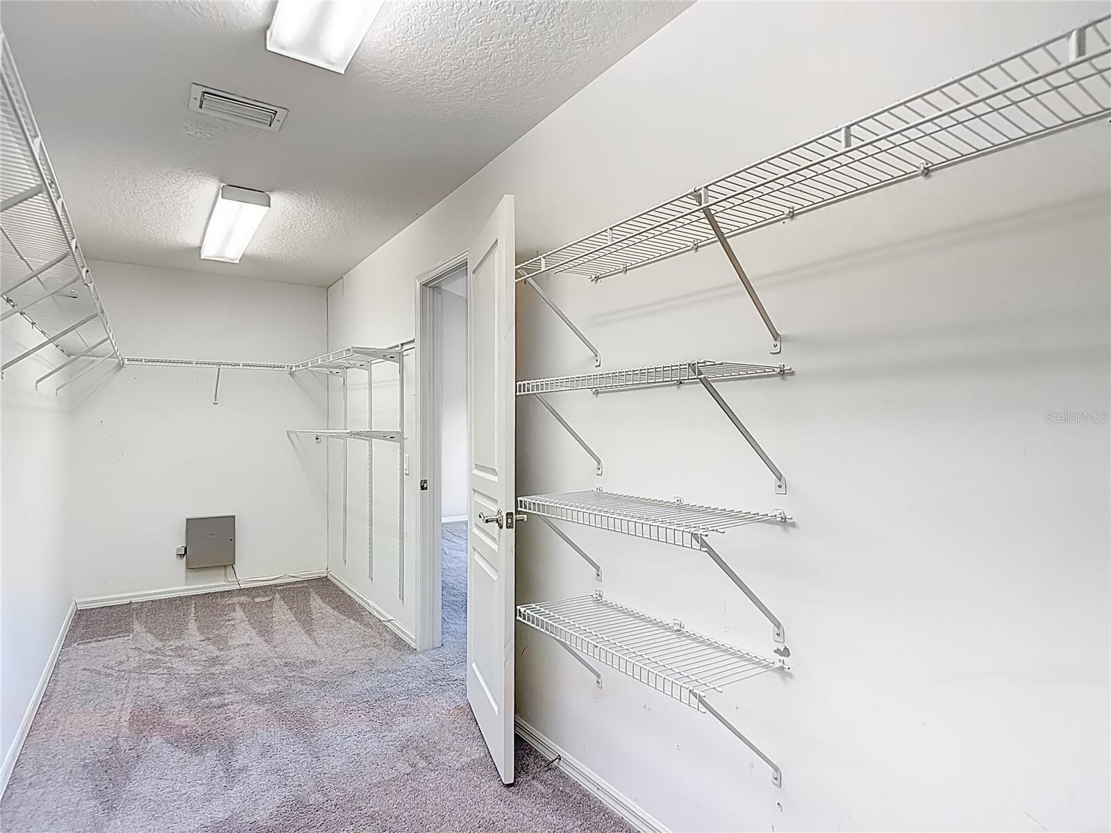 Image 70 of 98 For 8708 Bay Laurel Court