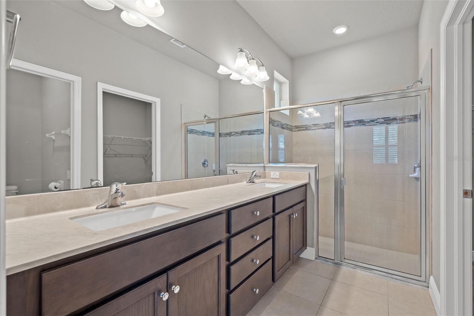 Image 16 of 47 For 14543 Strathglass Drive