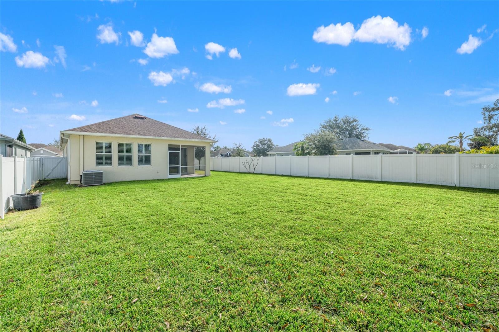 Image 36 of 47 For 14543 Strathglass Drive