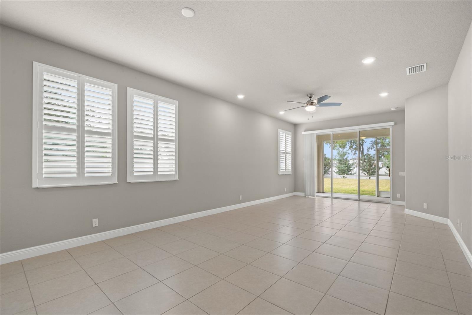 Image 7 of 47 For 14543 Strathglass Drive