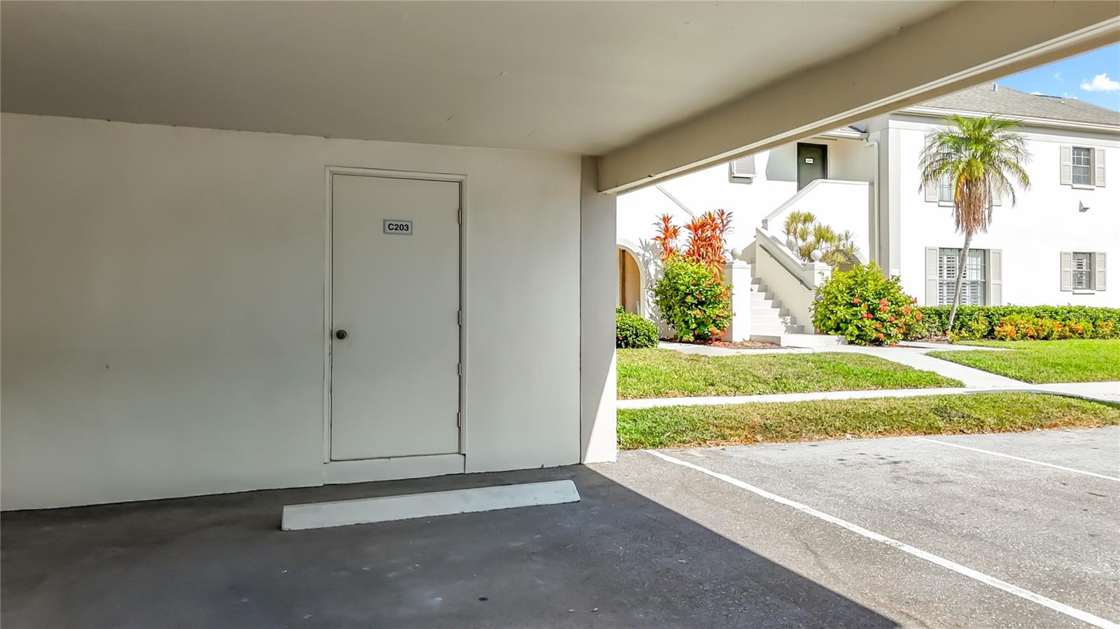 Image 11 of 82 For 2497 Heron Terrace 203c