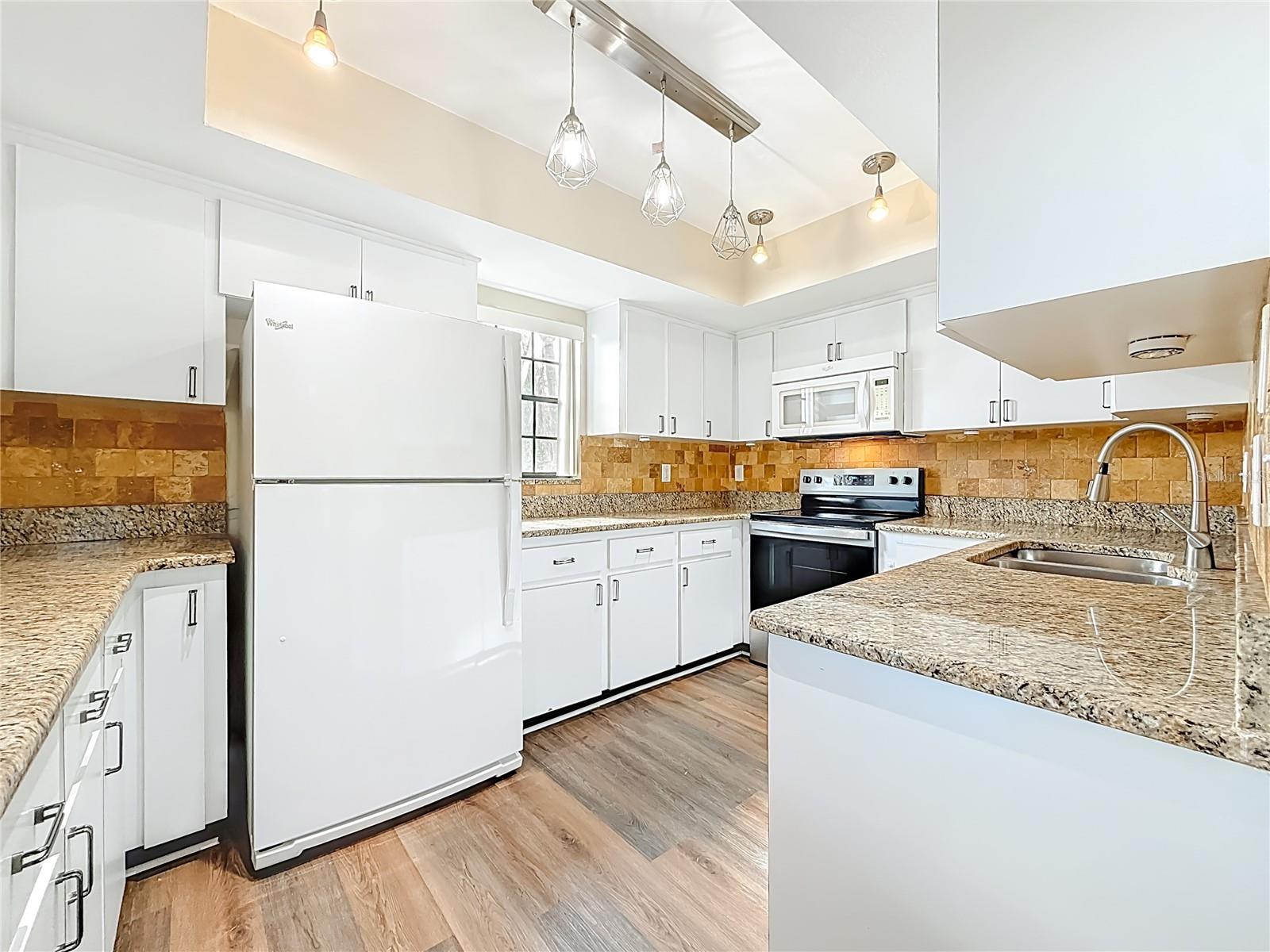 Image 26 of 82 For 2497 Heron Terrace 203c