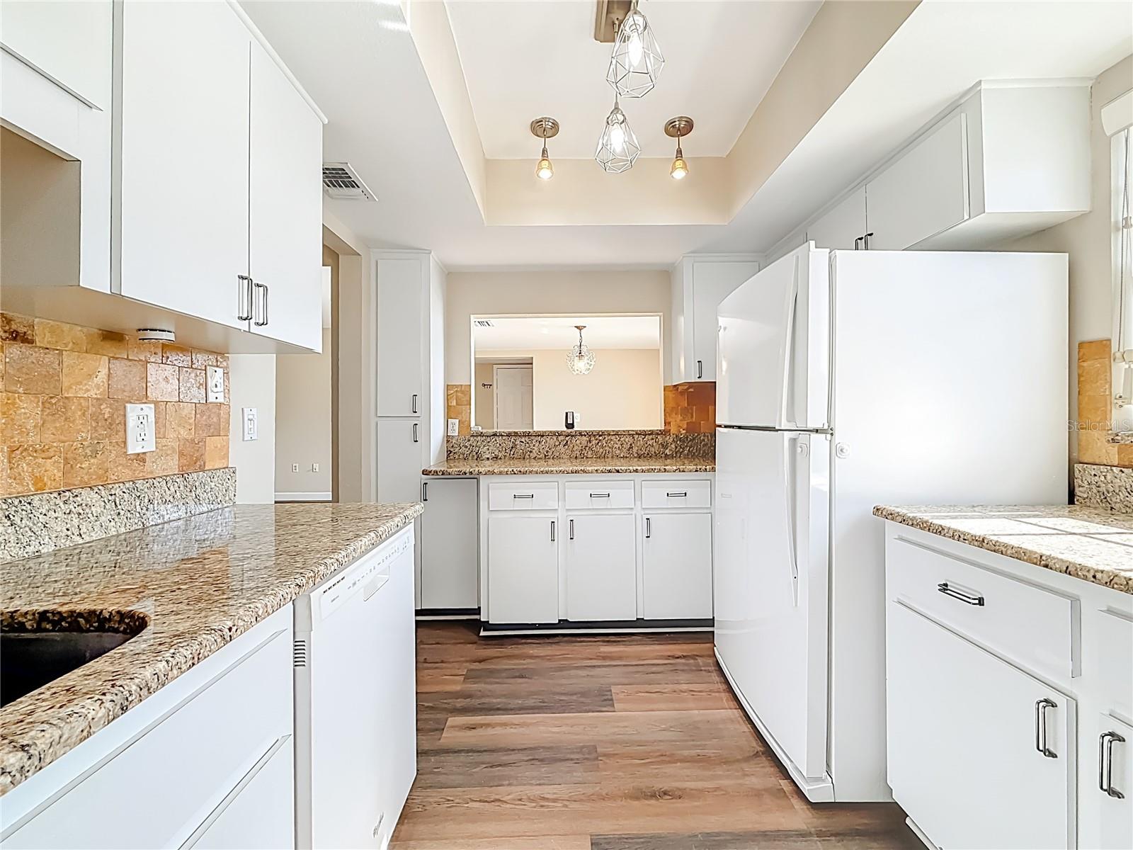 Image 33 of 82 For 2497 Heron Terrace 203c