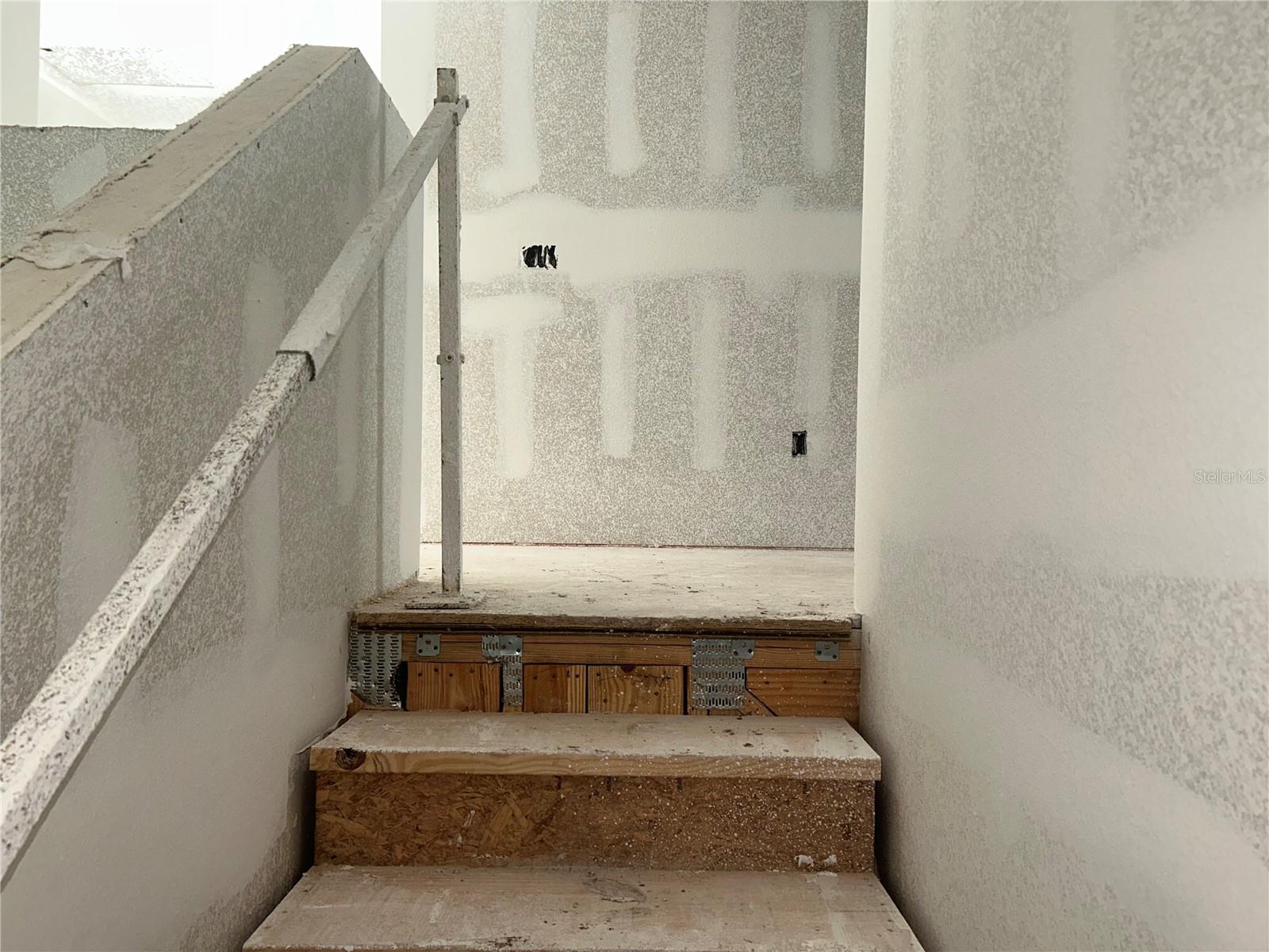 Image 20 of 33 For 10167 Hidden Hammock Loop