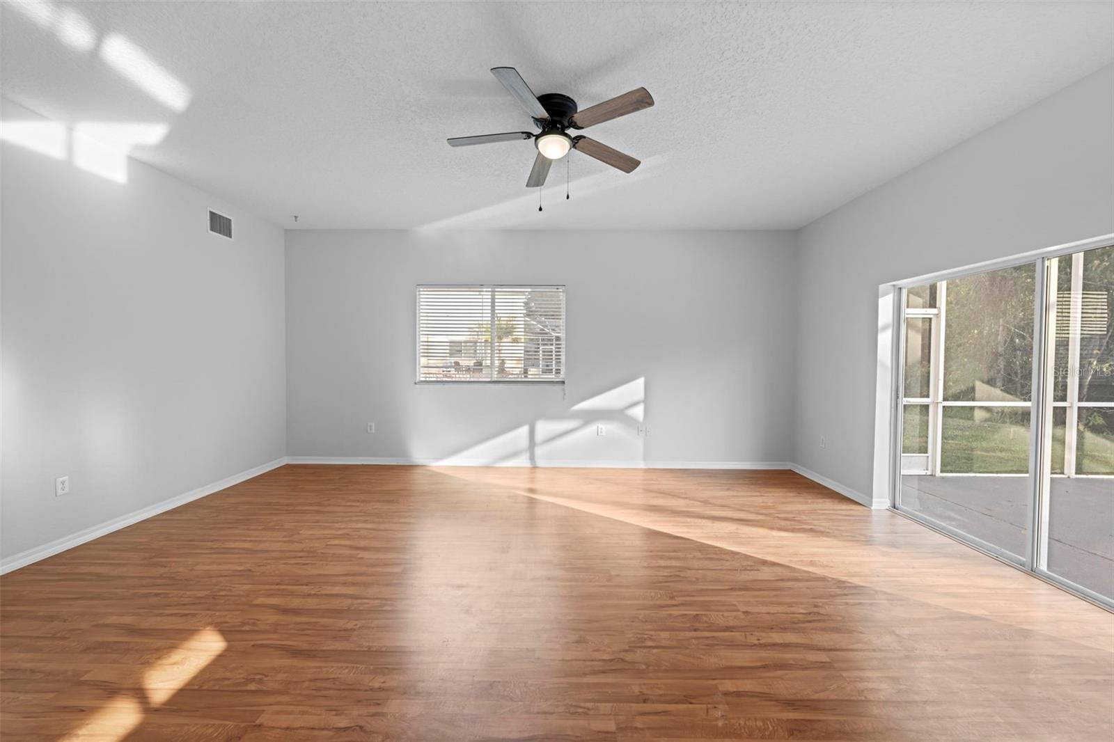 Image 14 of 45 For 25131 Geddy Drive