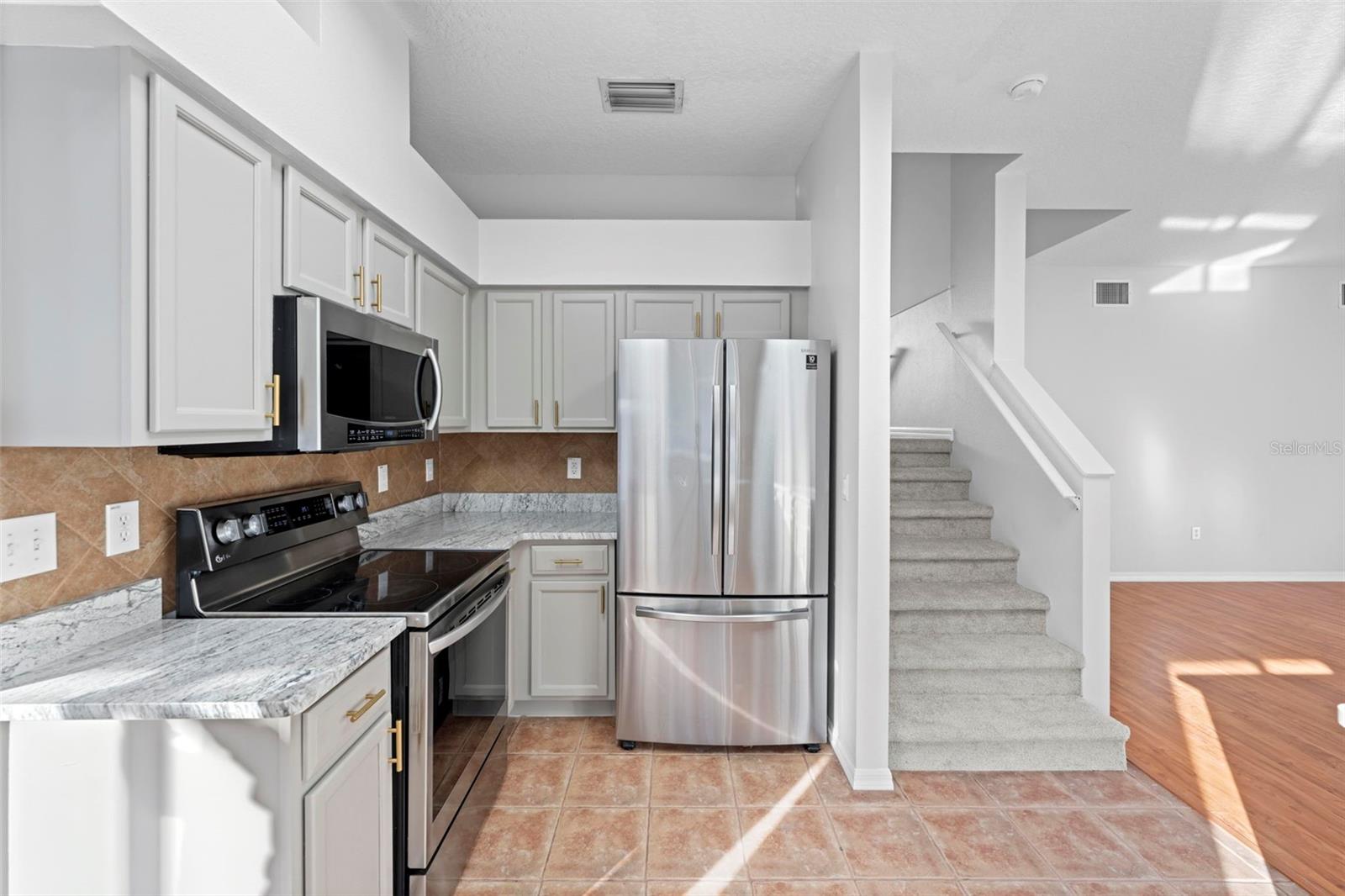 Image 4 of 45 For 25131 Geddy Drive