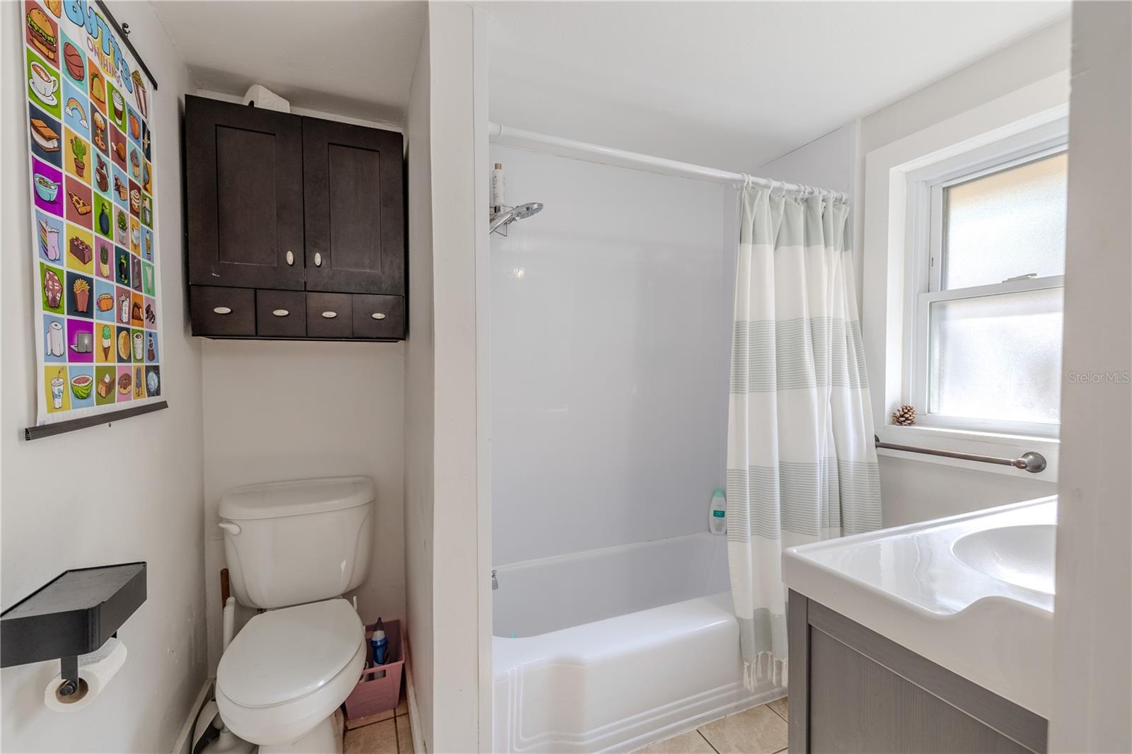 Image 21 of 45 For 1765 Kings Highway