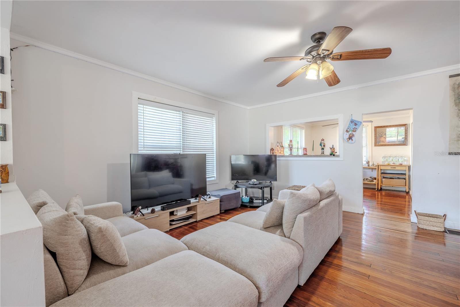 Image 7 of 45 For 1765 Kings Highway