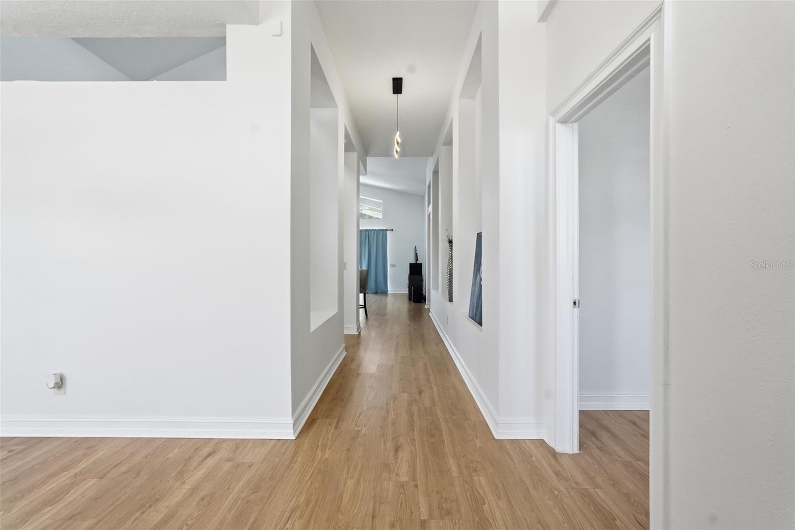 Image 9 of 48 For 2807 Manning Drive