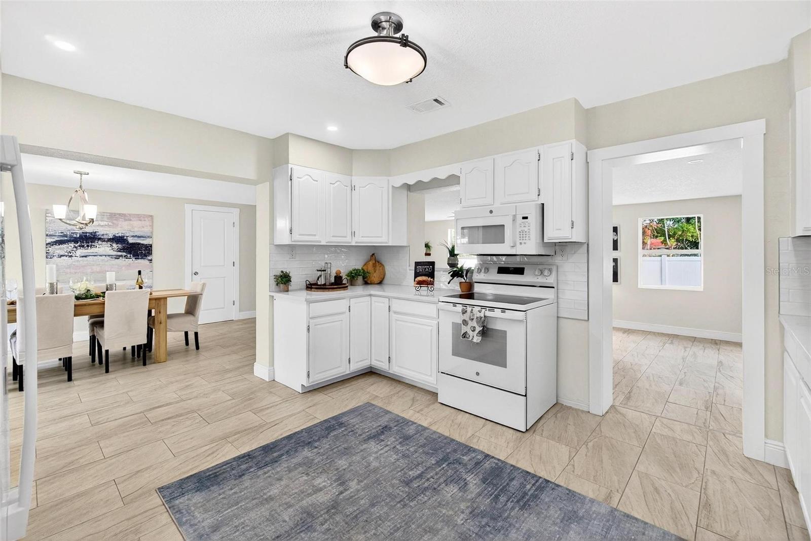 Image 10 of 37 For 4709 Mineola Street