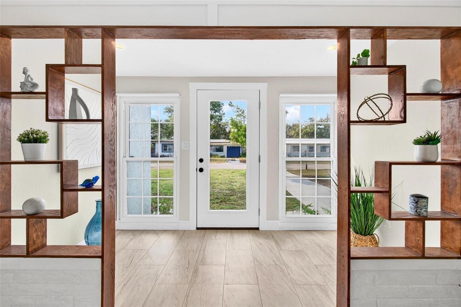 Image 11 of 37 For 4709 Mineola Street