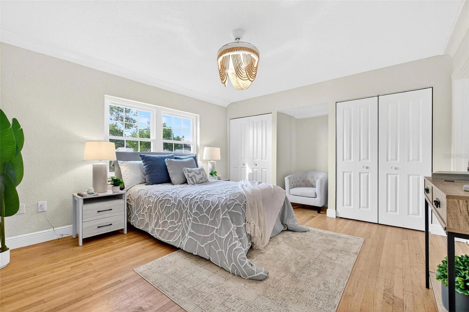 Image 14 of 37 For 4709 Mineola Street