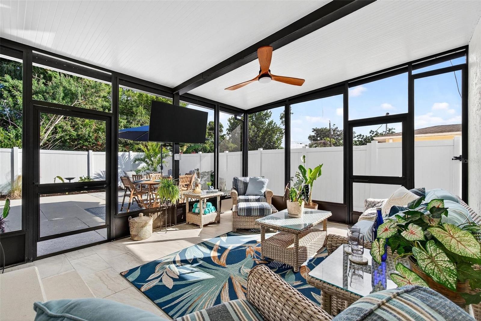 Image 5 of 37 For 4709 Mineola Street