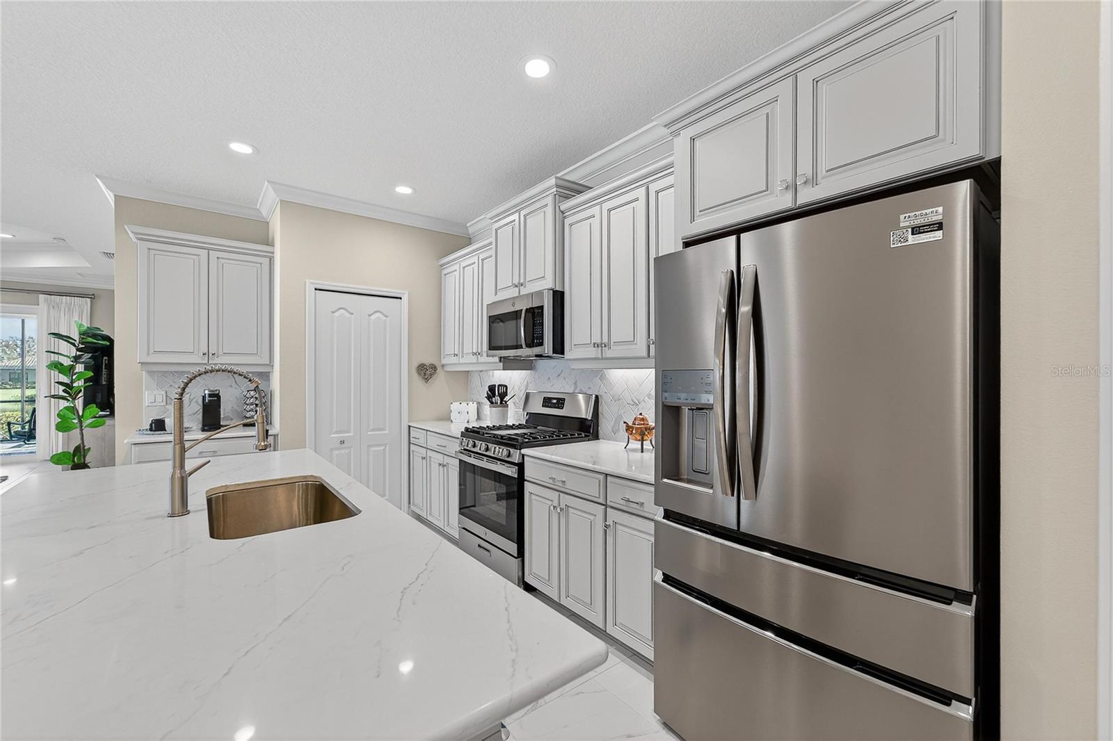 Image 18 of 64 For 3403 Azurite Way