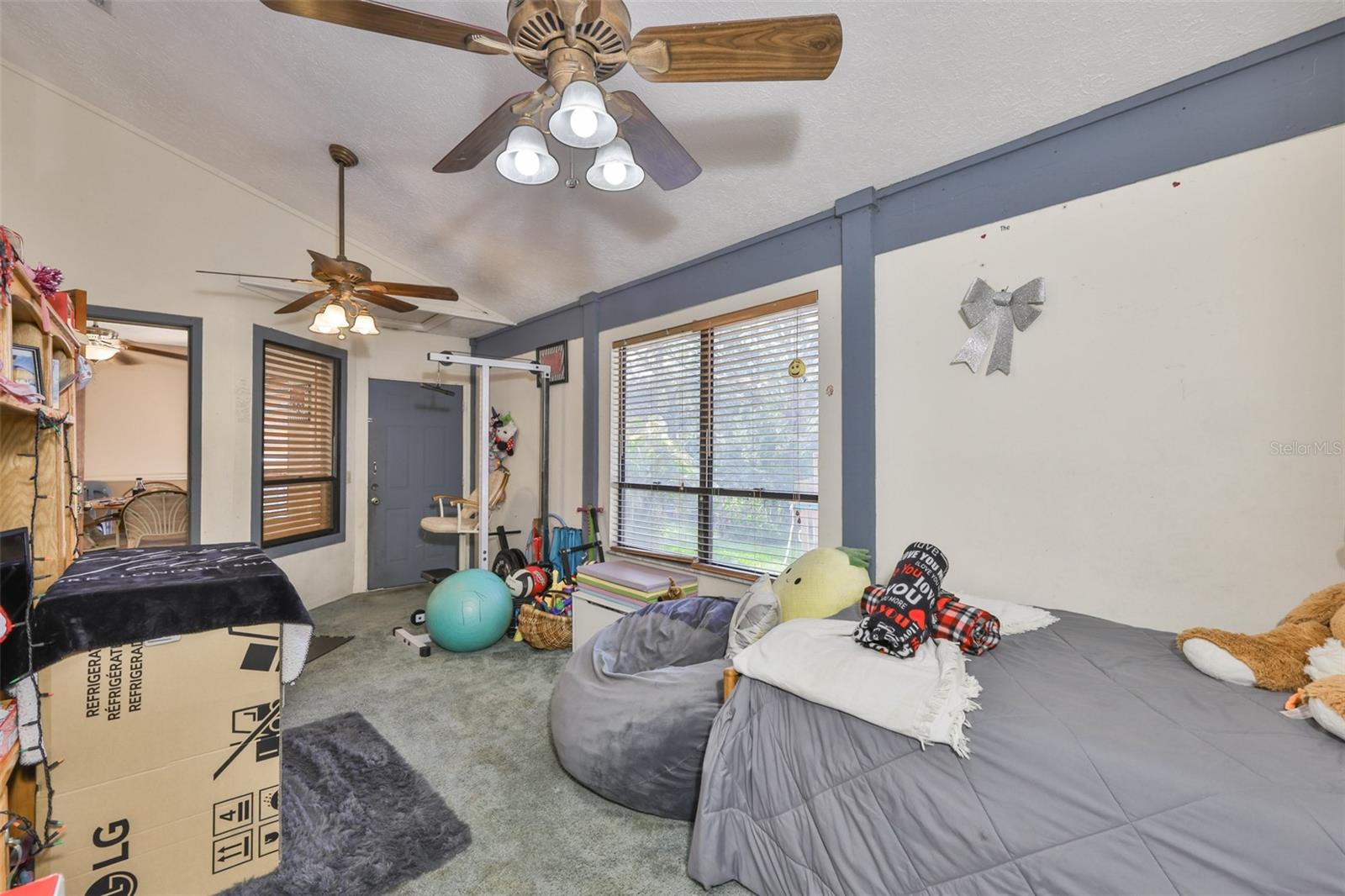 Image 26 of 33 For 411 12th Street