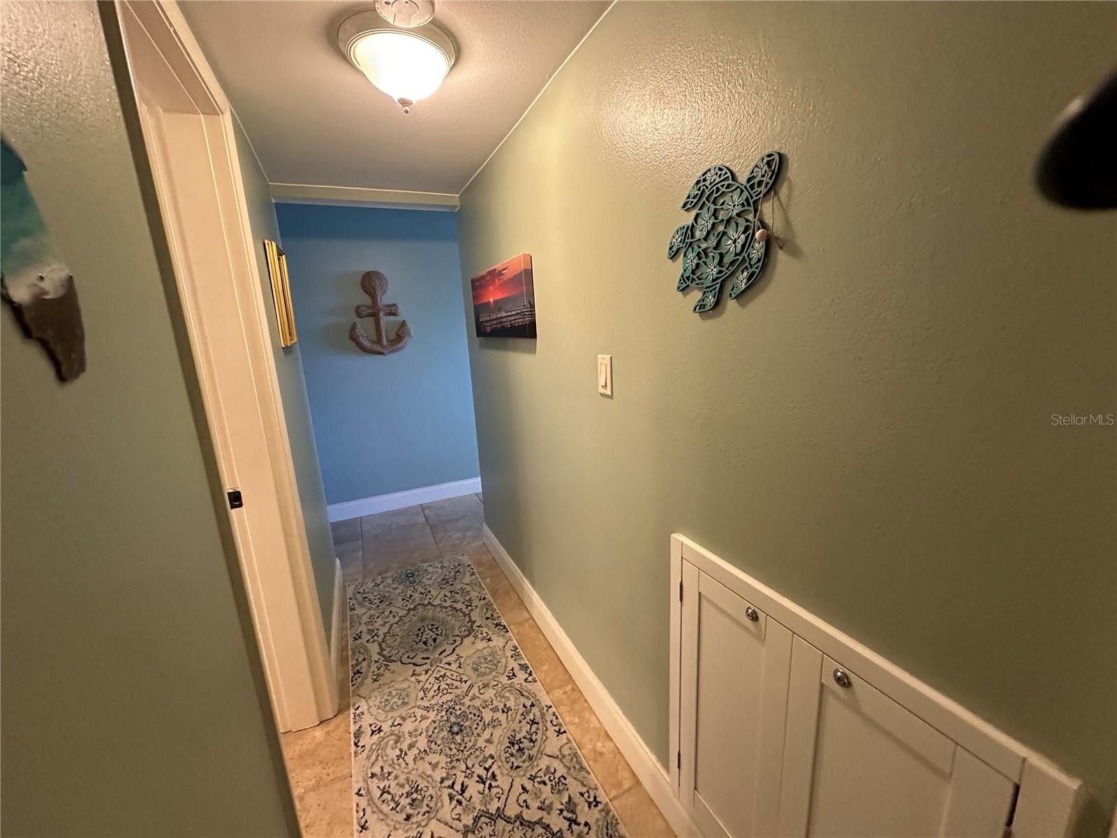 Image 11 of 37 For 4799 Atlantic Avenue 1030