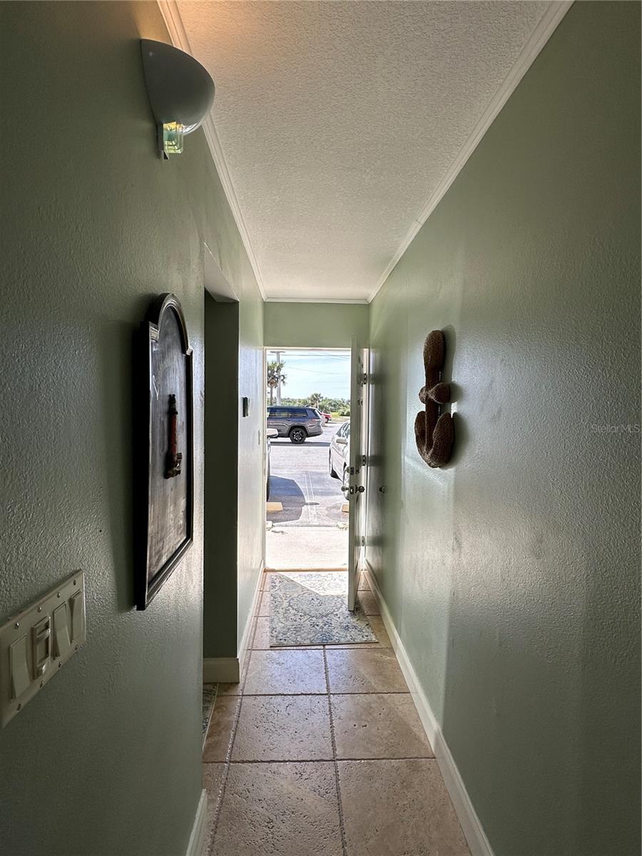 Image 14 of 37 For 4799 Atlantic Avenue 1030