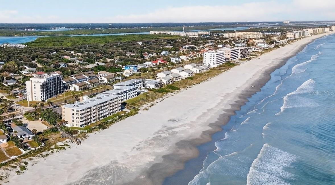 Image 3 of 37 For 4799 Atlantic Avenue 1030